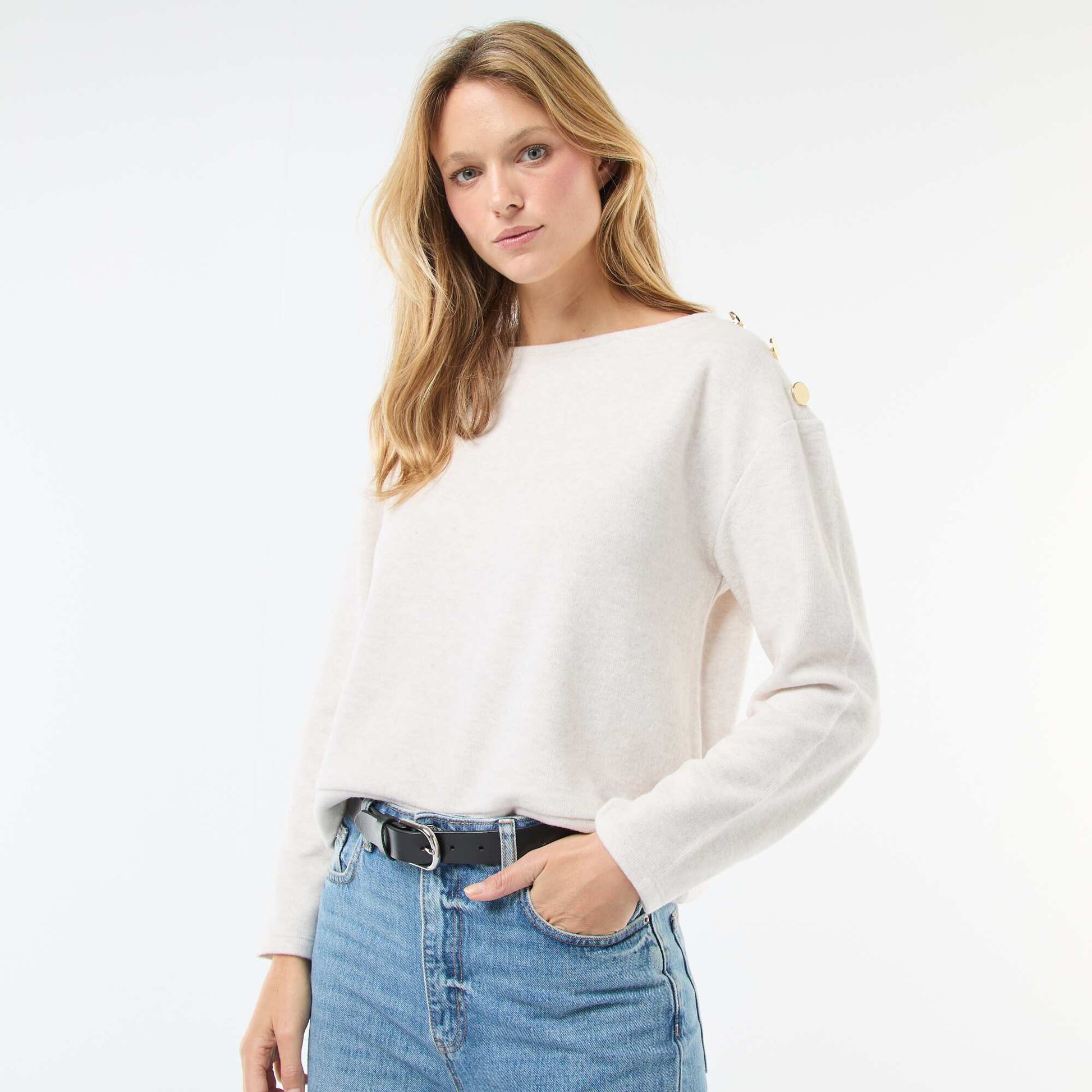 Pull avec boutons fantaisies dorés à l'épaule BEIGE