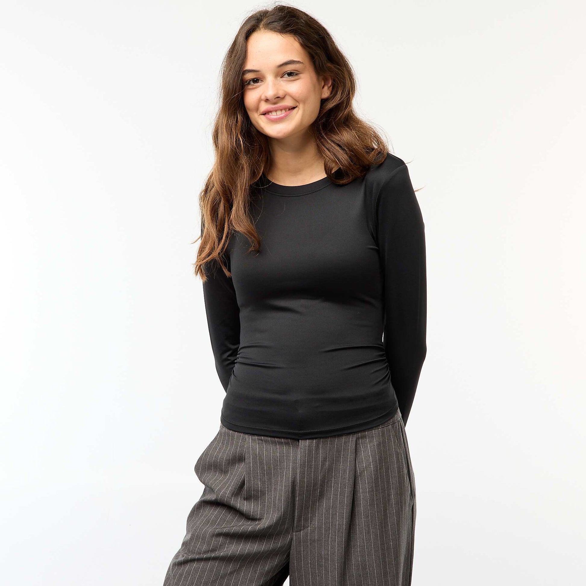 Tee-shirt cropped avec effet froissé NOIR