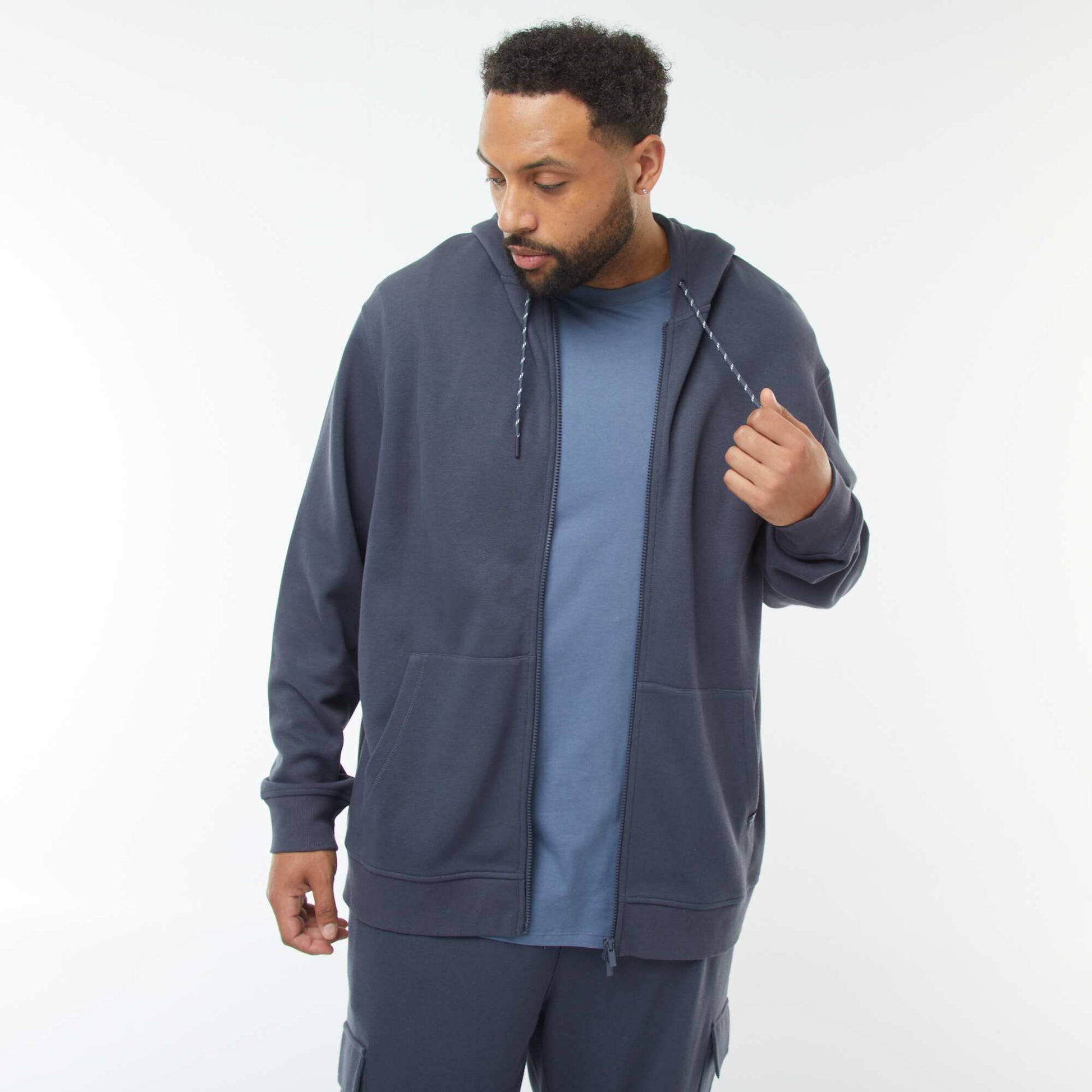 Sweat en maille piquée avec ouverture zippée et capuche BLEU