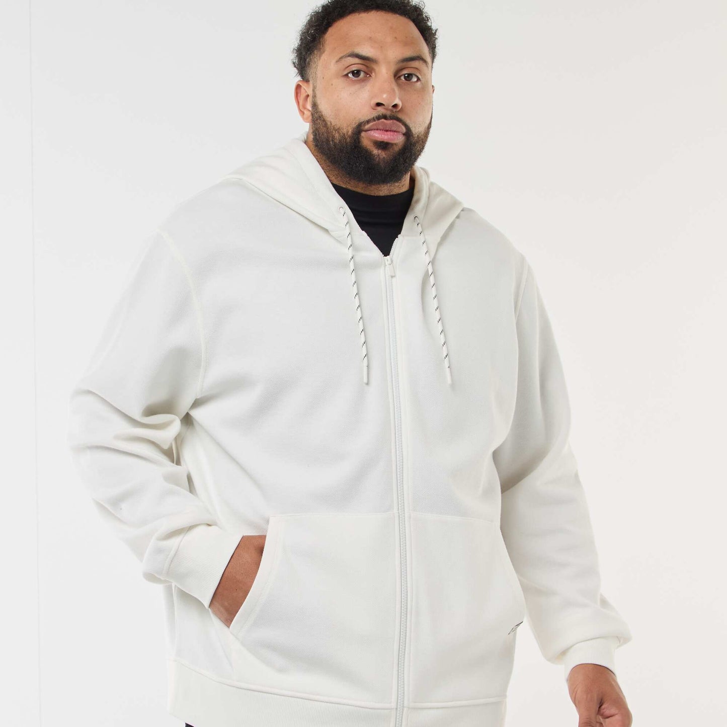 Sweat en maille piquée avec ouverture zippée et capuche BLANC