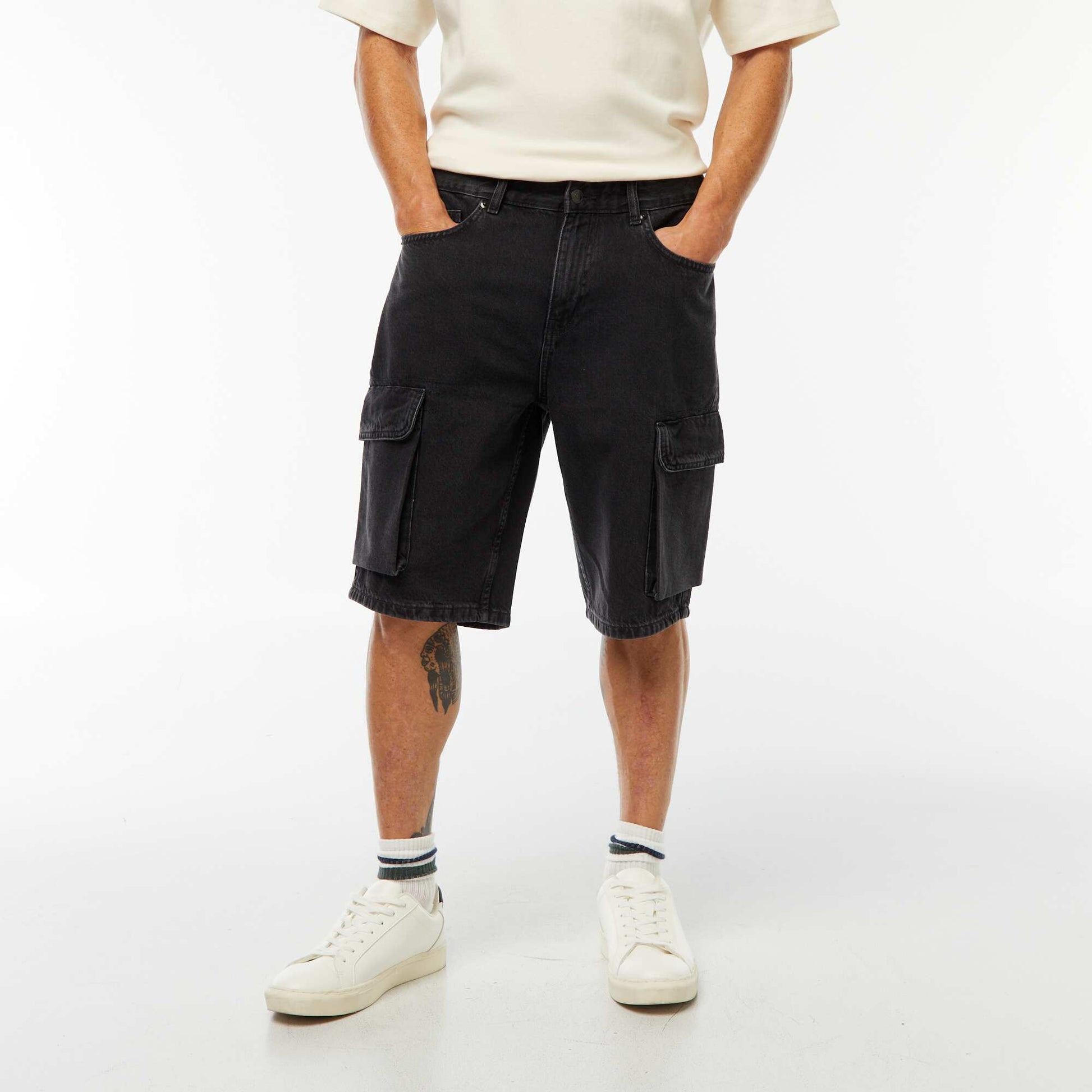 Bermuda multipoches en jean GRIS