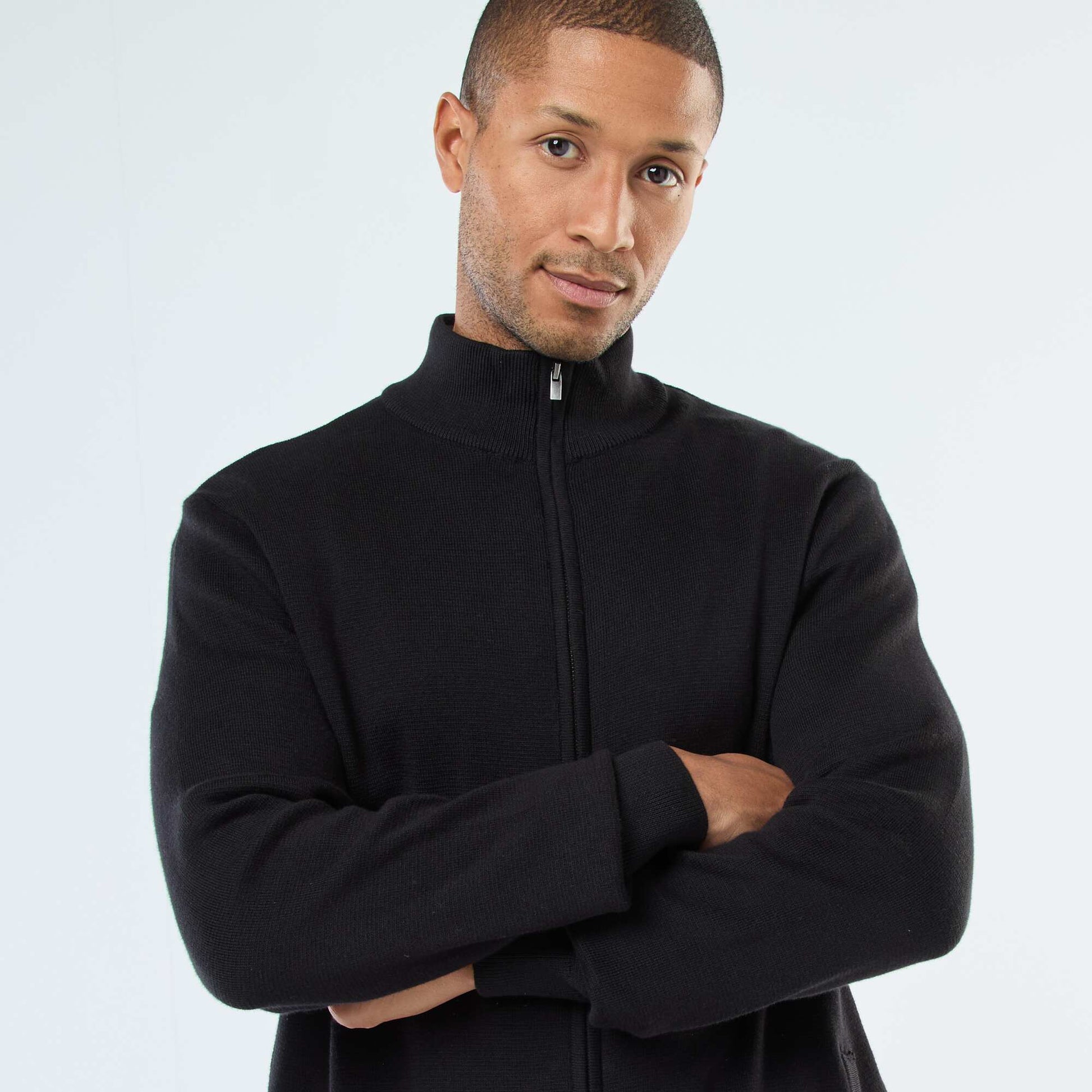 Gilet uni zippé avec col montant NOIR
