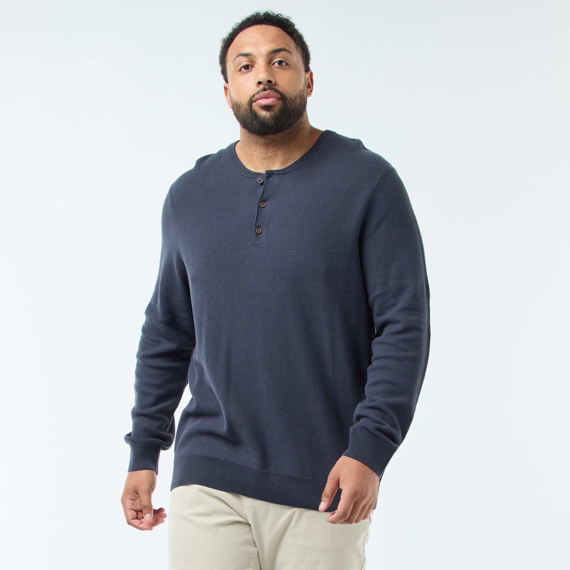 Pull en maille piquée avec col rond boutonné BLEU