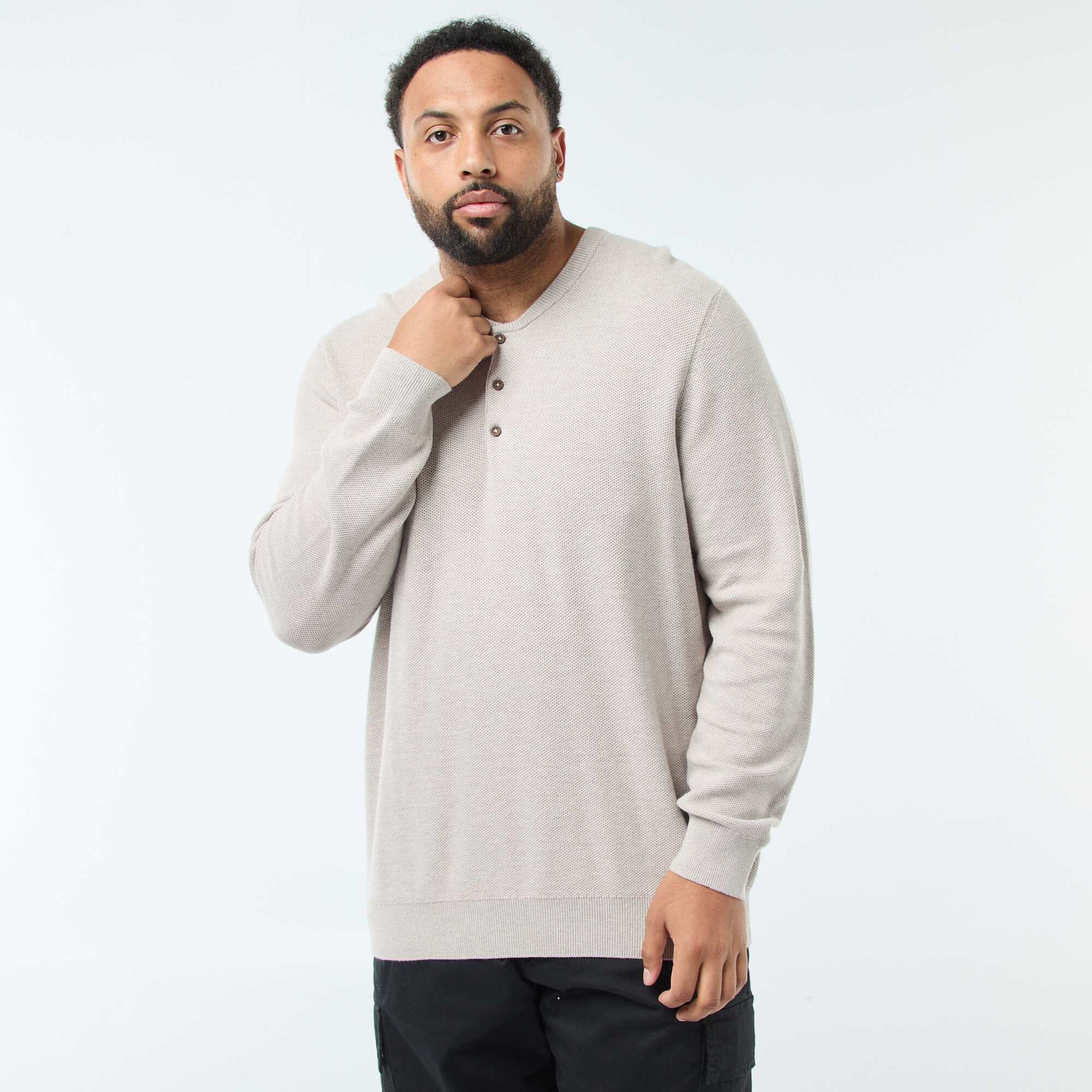 Pull en maille piquée avec col rond boutonné BEIGE