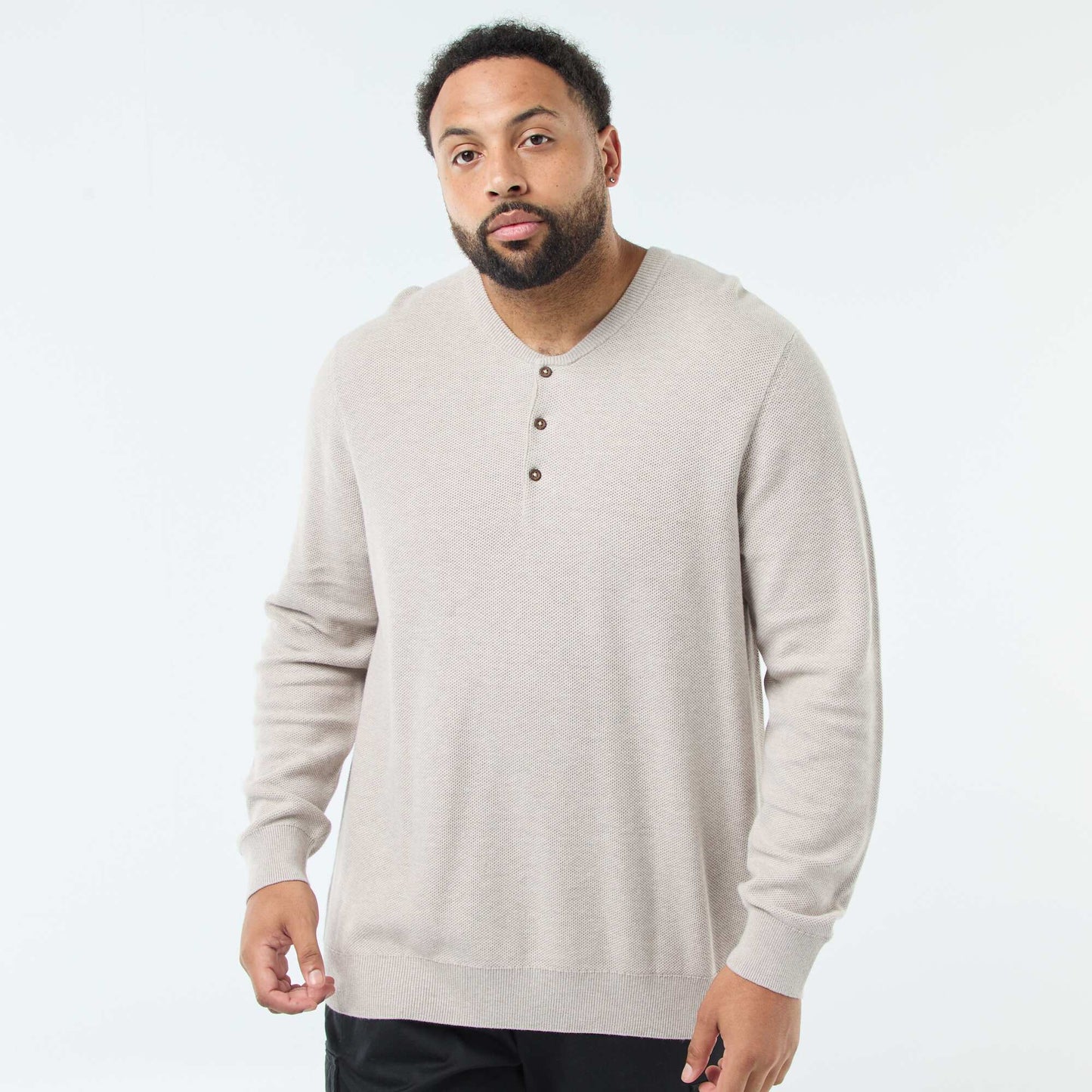 Pull en maille piquée avec col rond boutonné BEIGE