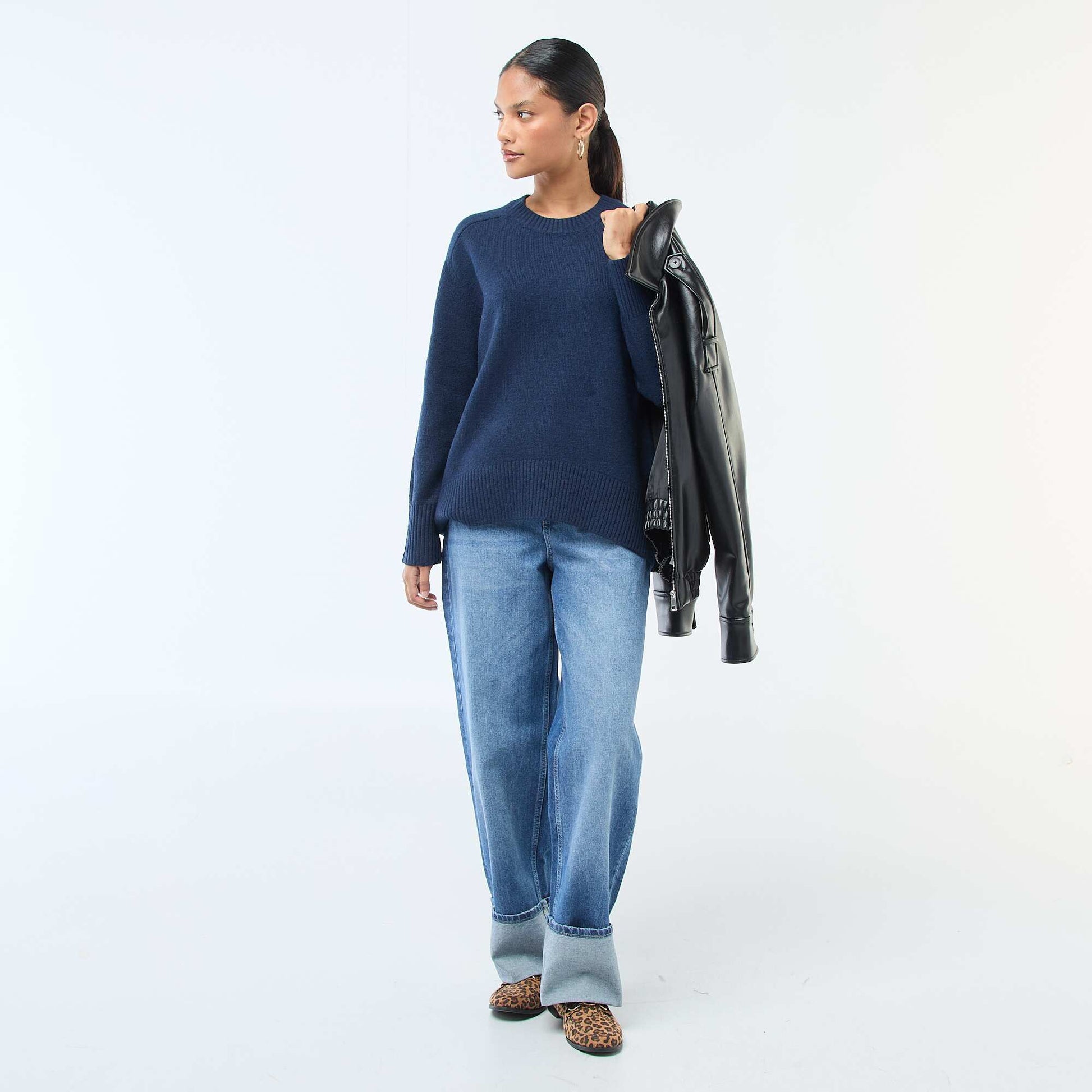 Pull en maille grosse jauge à col rond BLEU