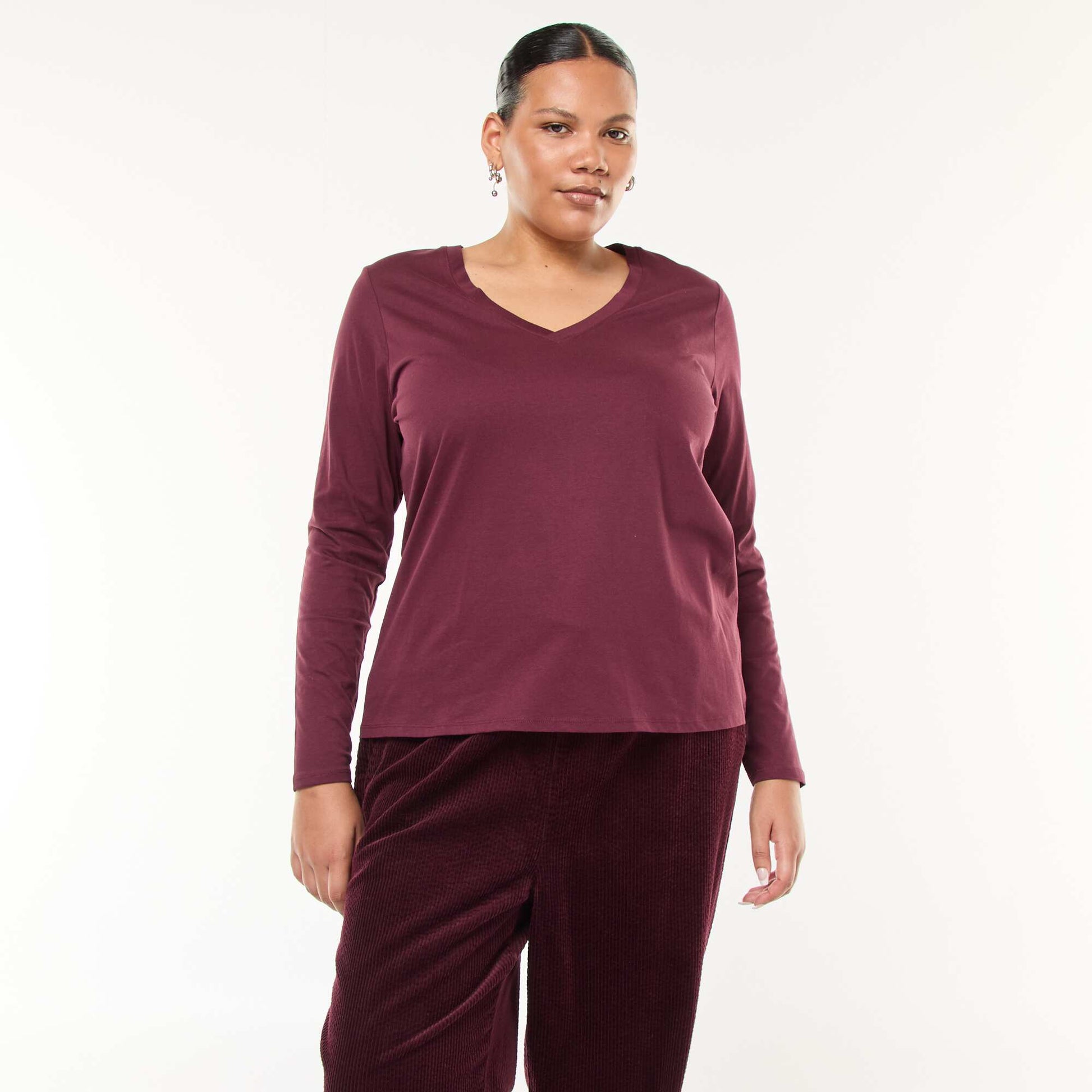 Tee-shirt en jersey avec col V et manches courtes ROUGE