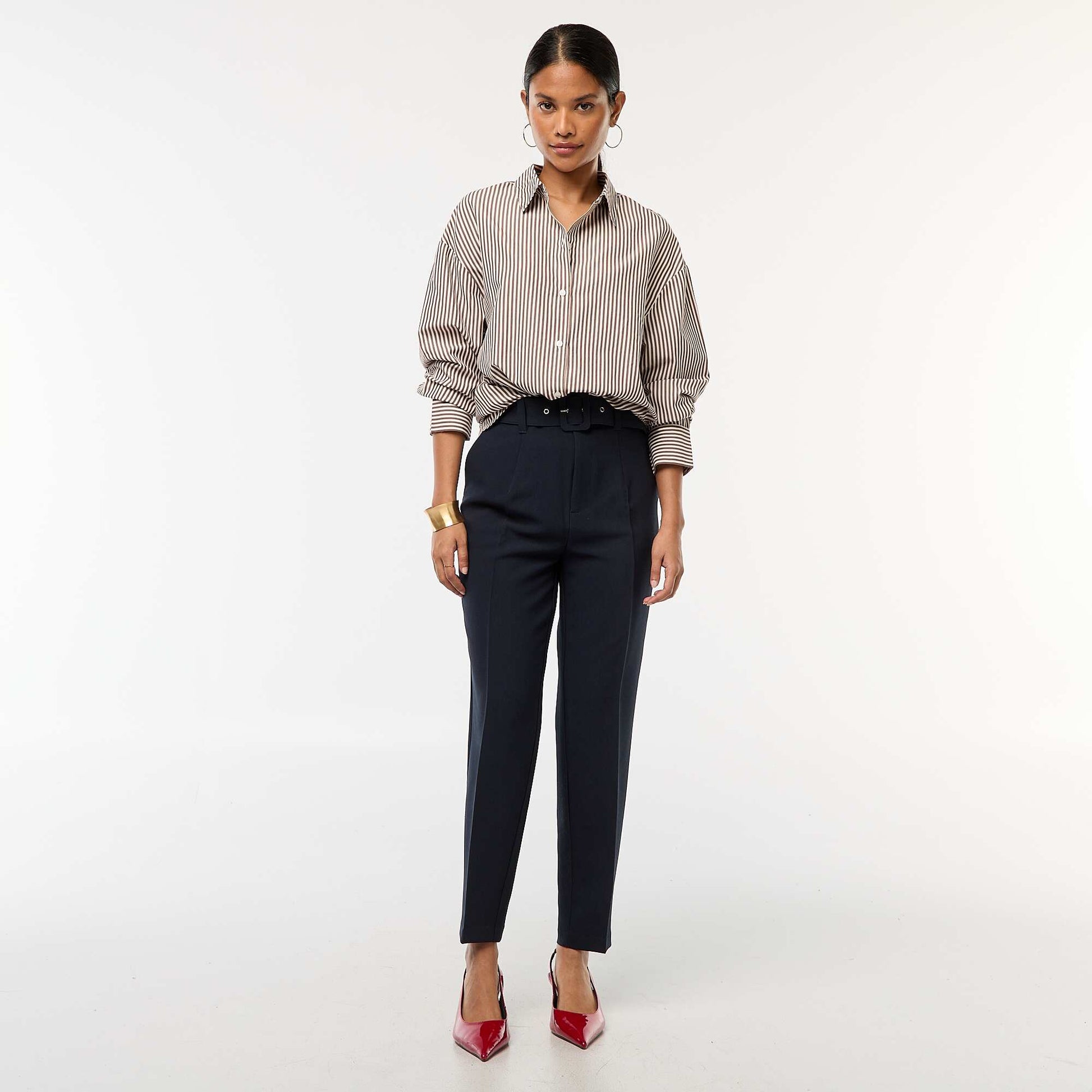 Pantalon carotte fluide avec ceinture à boucle BLEU