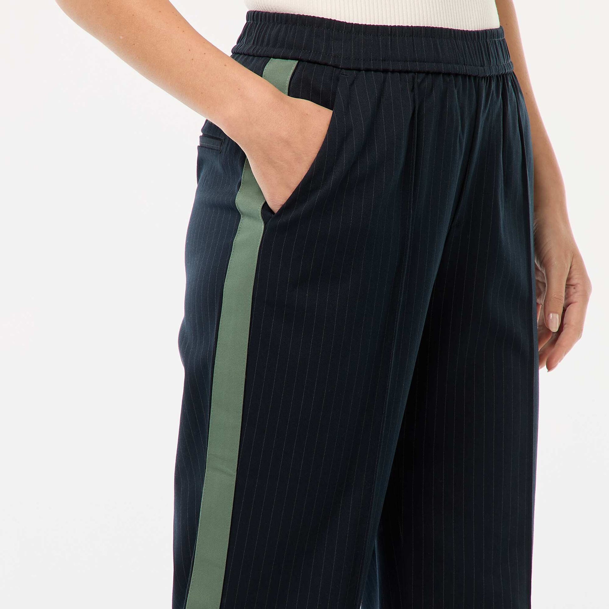 Pantalon à pinces avec bandes sur le côté BLEU