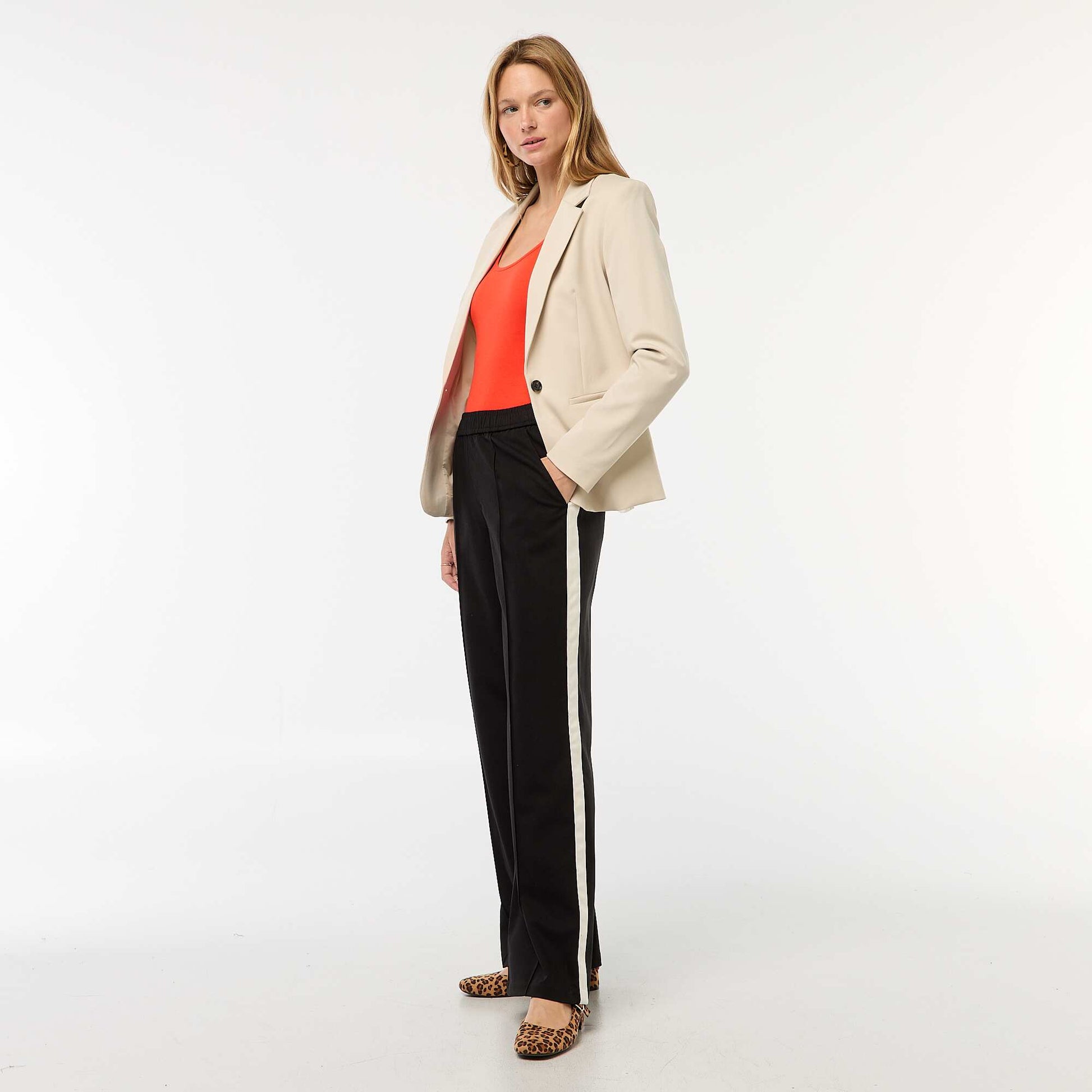 Pantalon à pinces avec bandes sur le côté NOIR