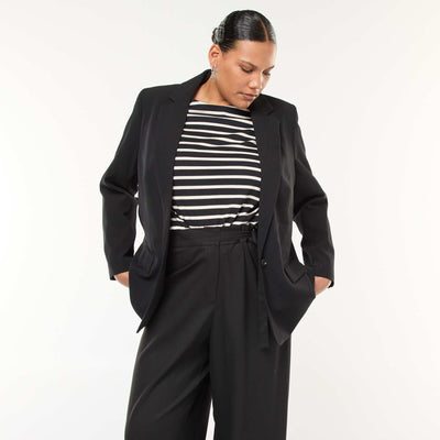 Veste blazer uni avec 2 poches à rabat NOIR