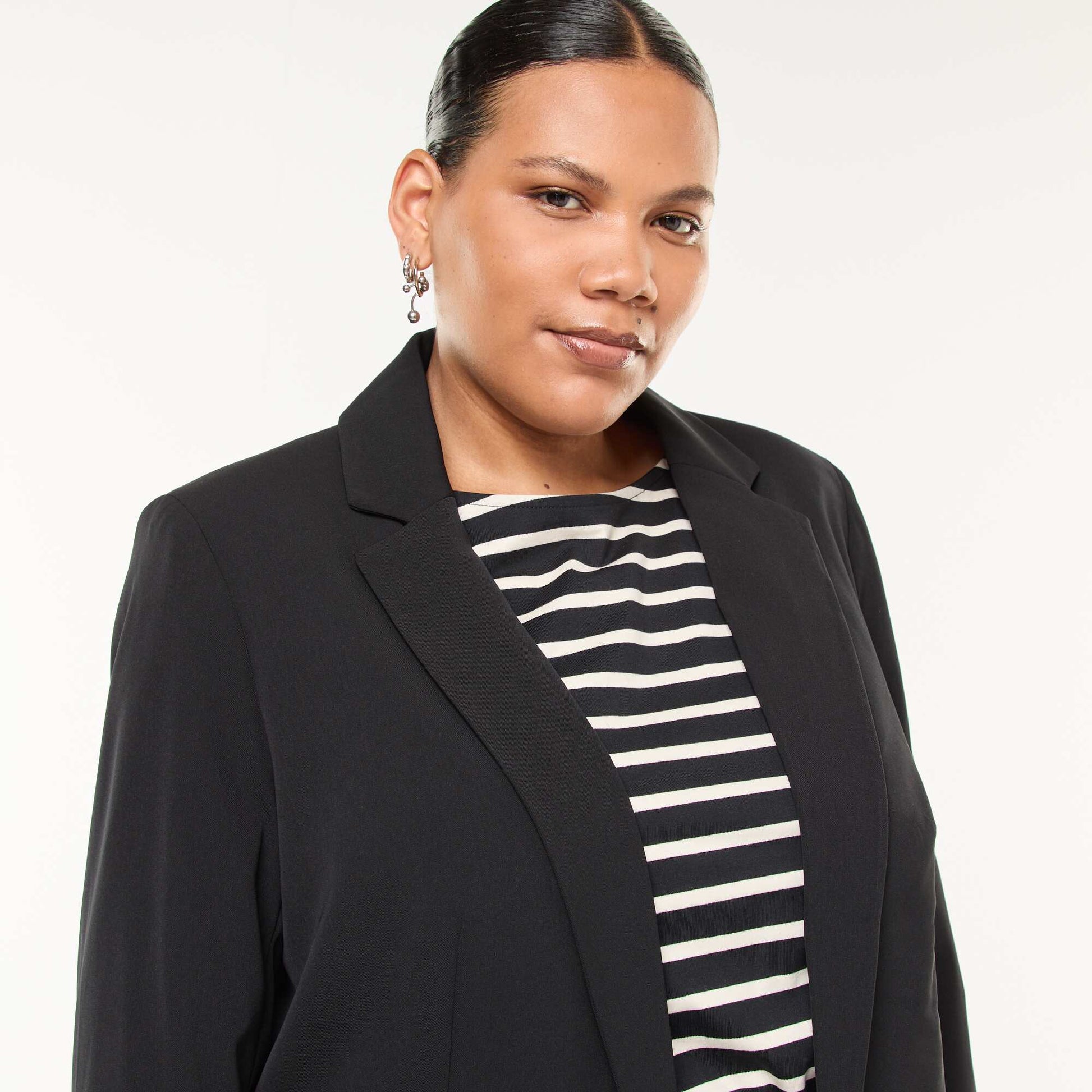 Veste blazer uni avec 2 poches à rabat NOIR