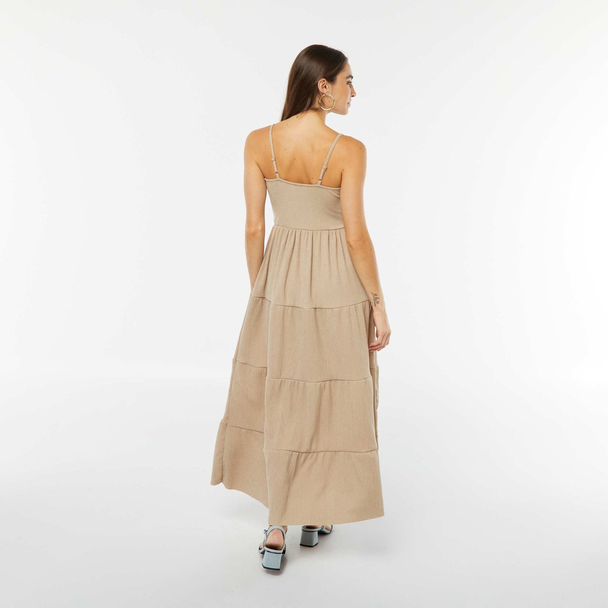 Robe longue à étages avec fines bretelles BEIGE
