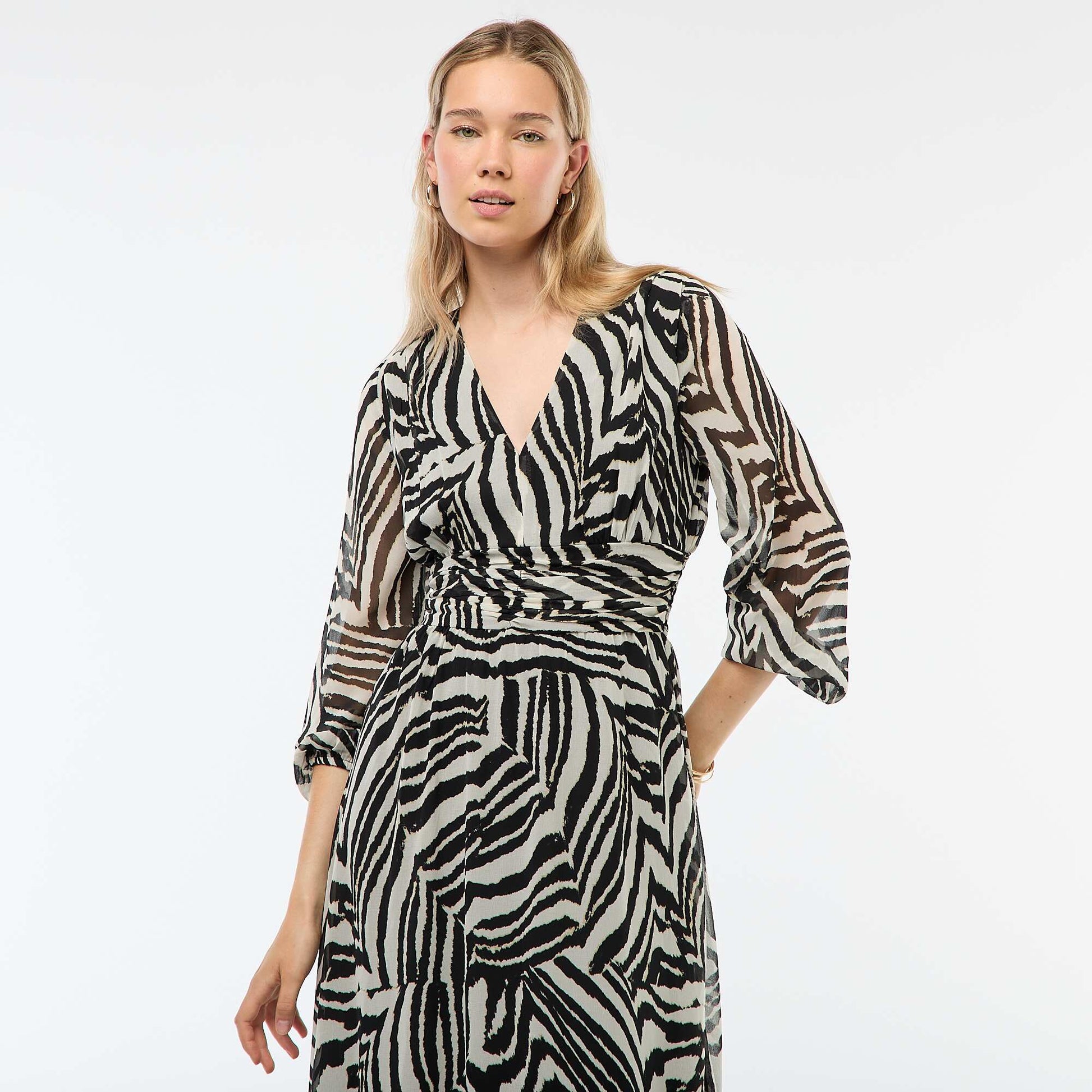 Robe longue imprimée à base volantée NOIR/BLANC