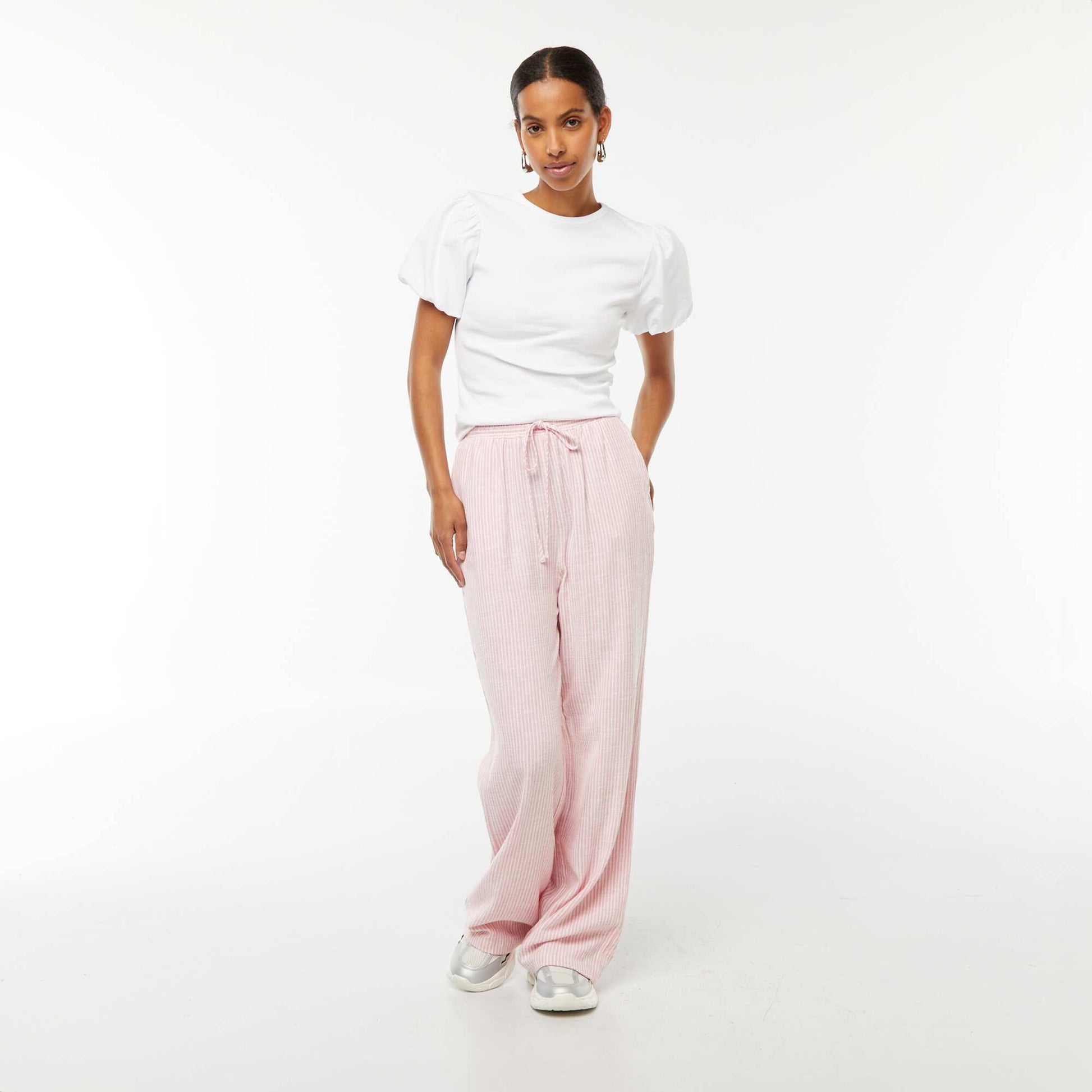 Tee-shirt cintré bi-matière avec manches bouffantes BLANC