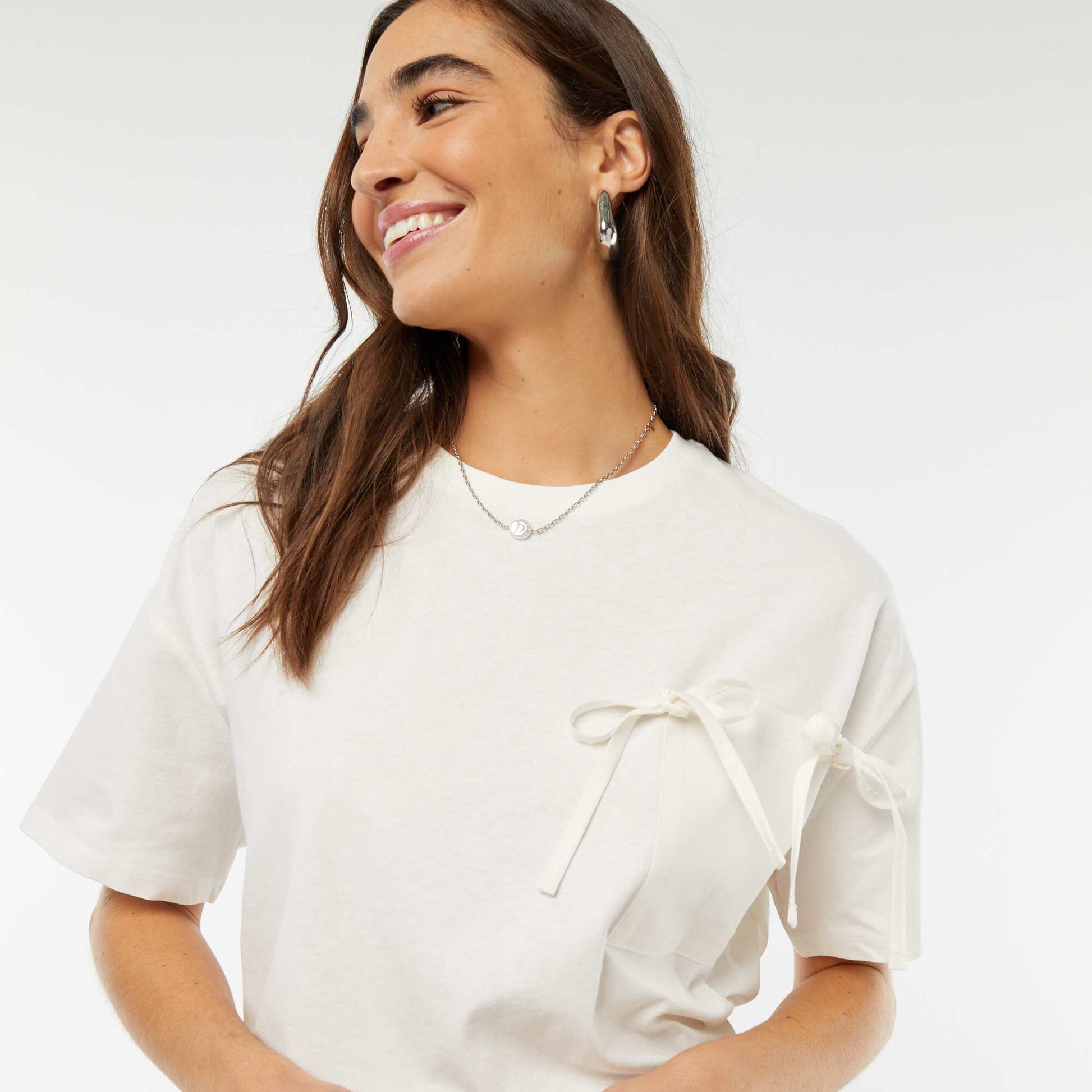 T-shirt à manches courtes avec nœuds décoratifs BLANC