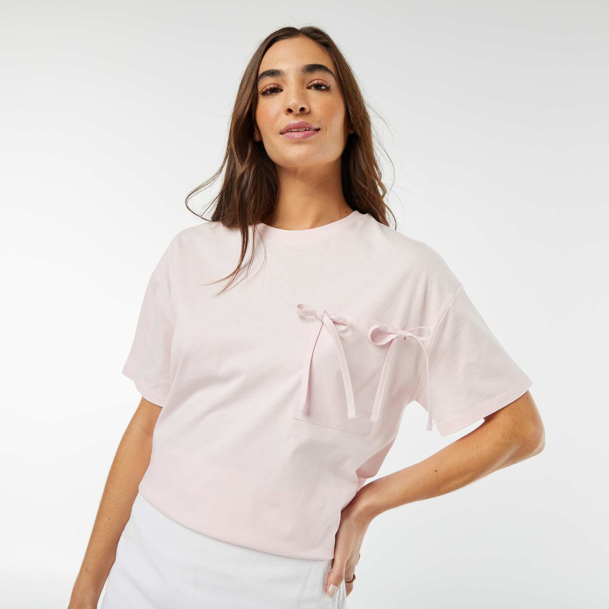 T-shirt à manches courtes avec nœuds décoratifs ROSE