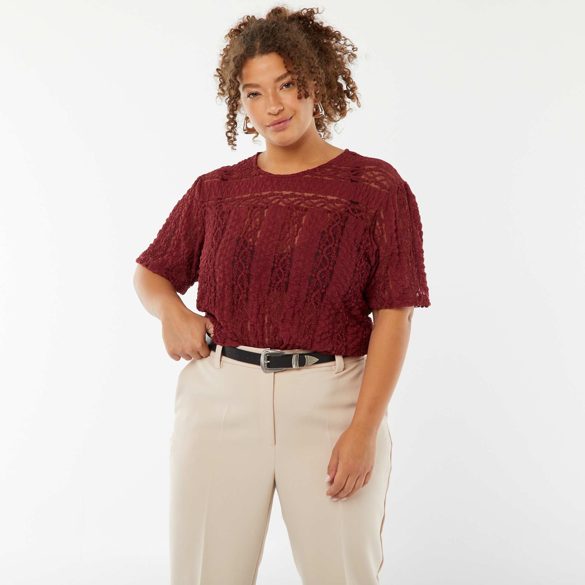 T-shirt en maille dentelée à manches courtes ROUGE