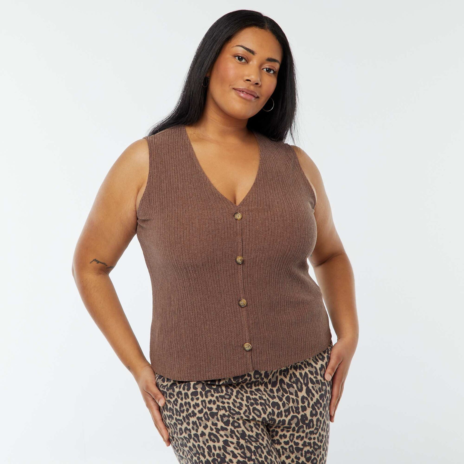 Gilet sans manches en maille gaufrée MARRON