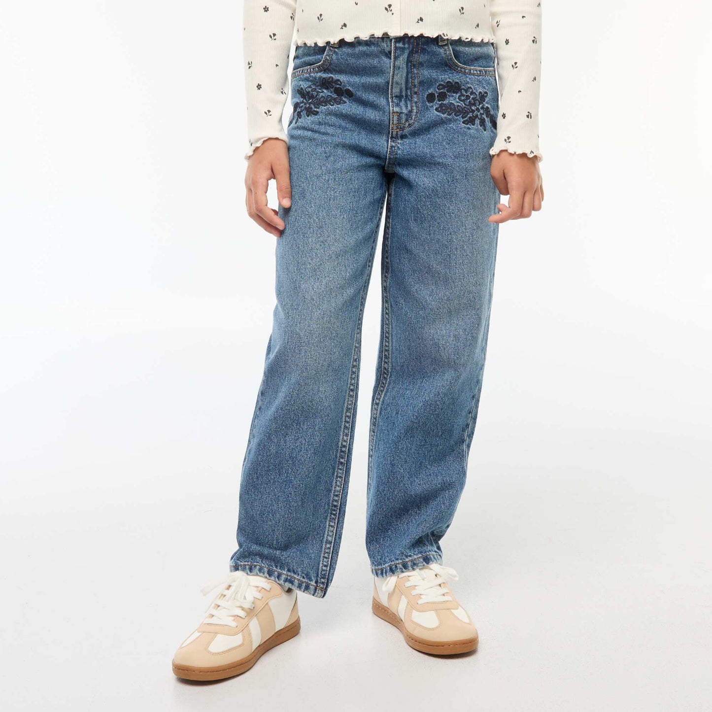 Jean straight avec broderies BLEU