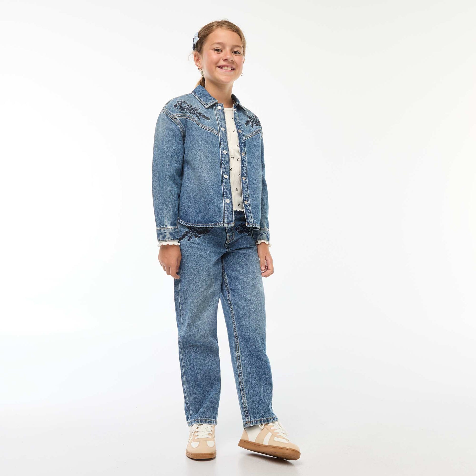 Jean straight avec broderies BLEU