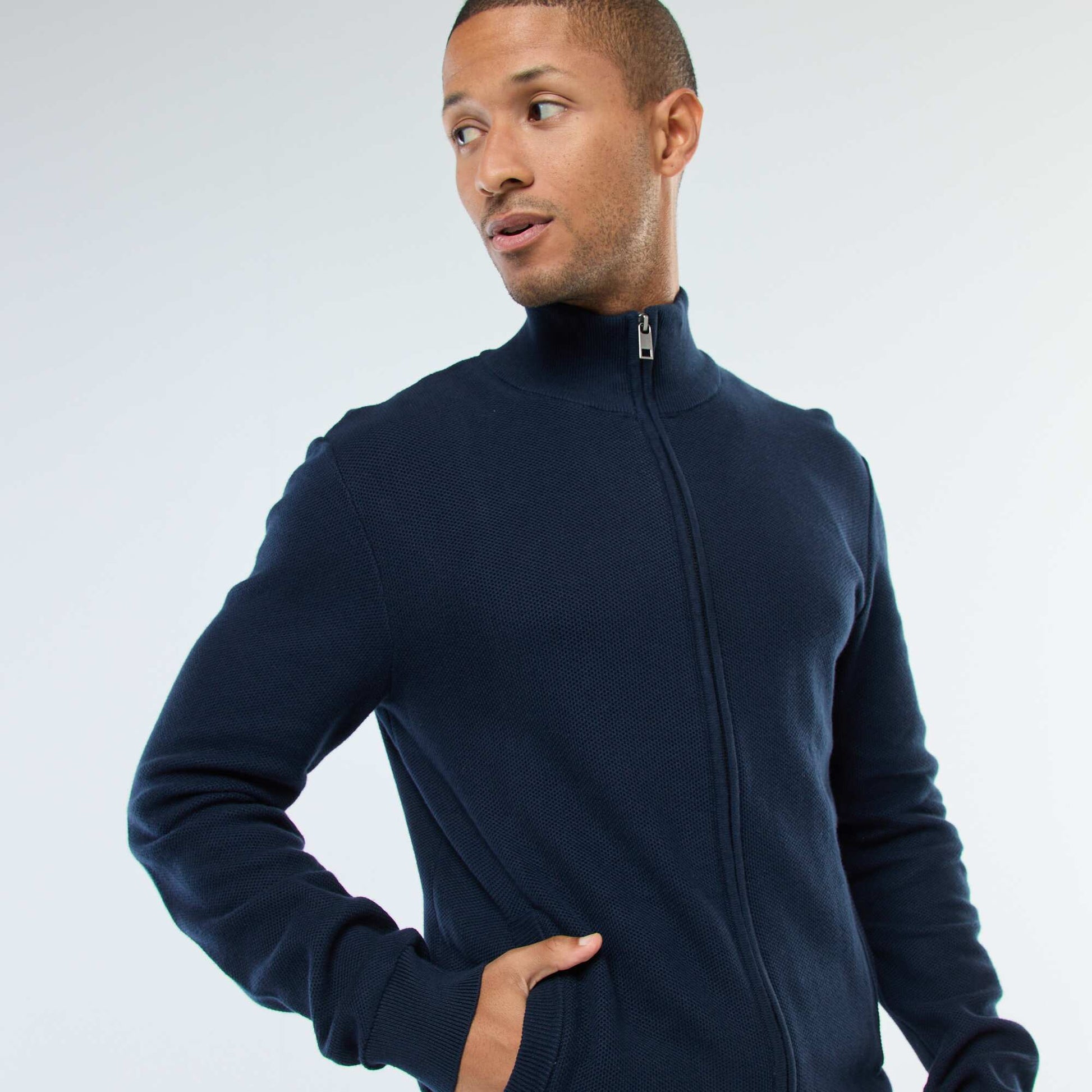 Gilet uni en maille avec 2 poches et col montant BLEU