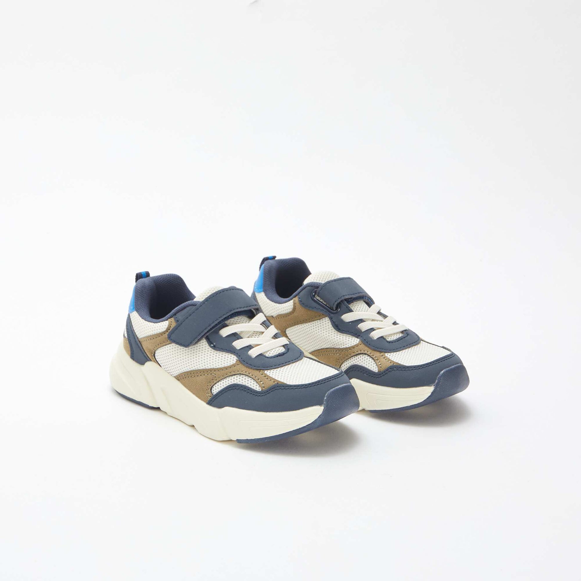 Baskets running en mesh BLEU