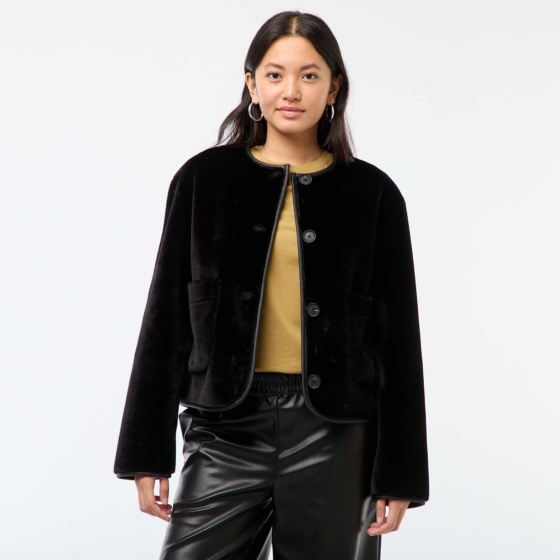 Veste effet pelucheux col rond NOIR