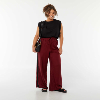Pantalon large avec bandes contrastantes ROUGE