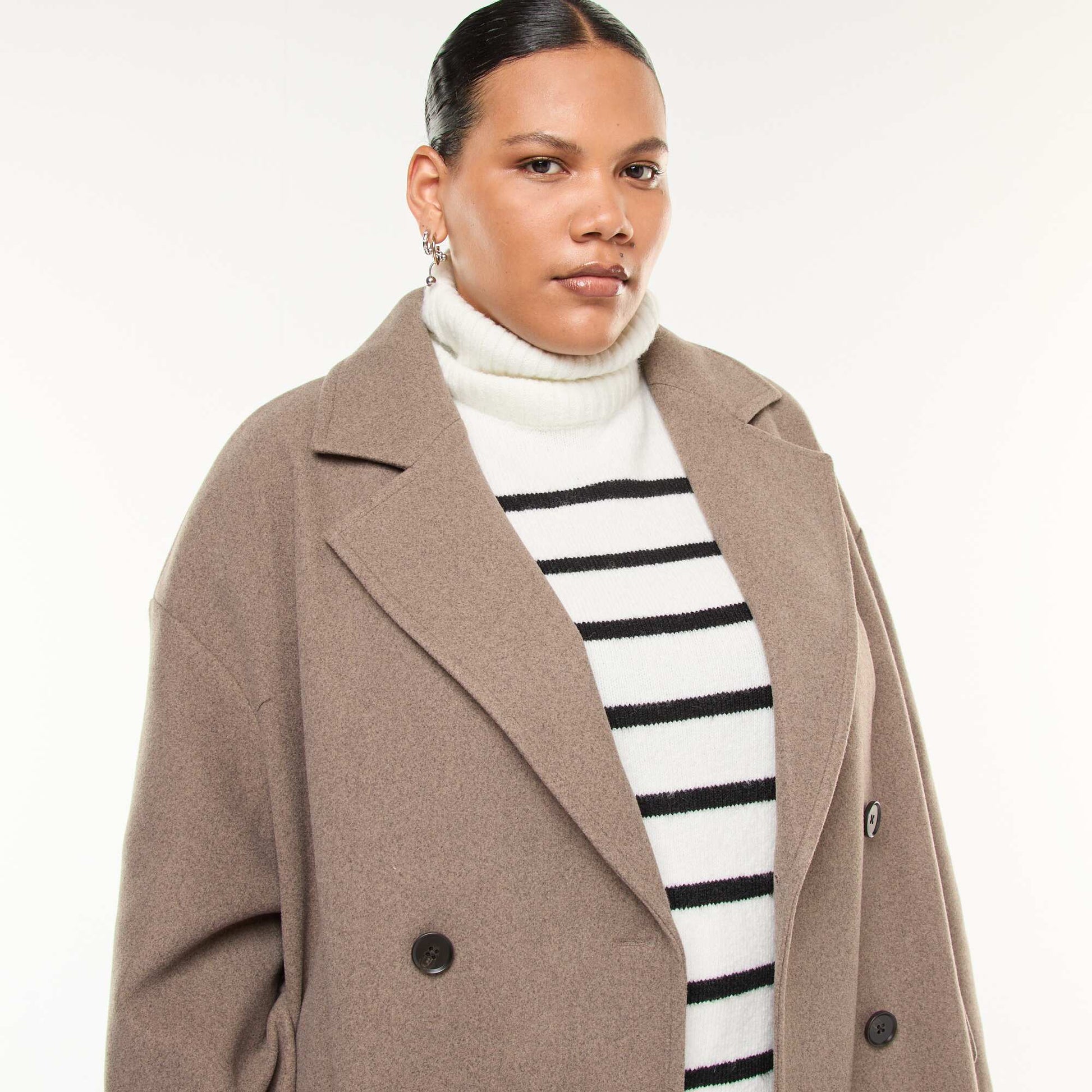 Manteau long faux lainage avec 2 poches à rabat BEIGE