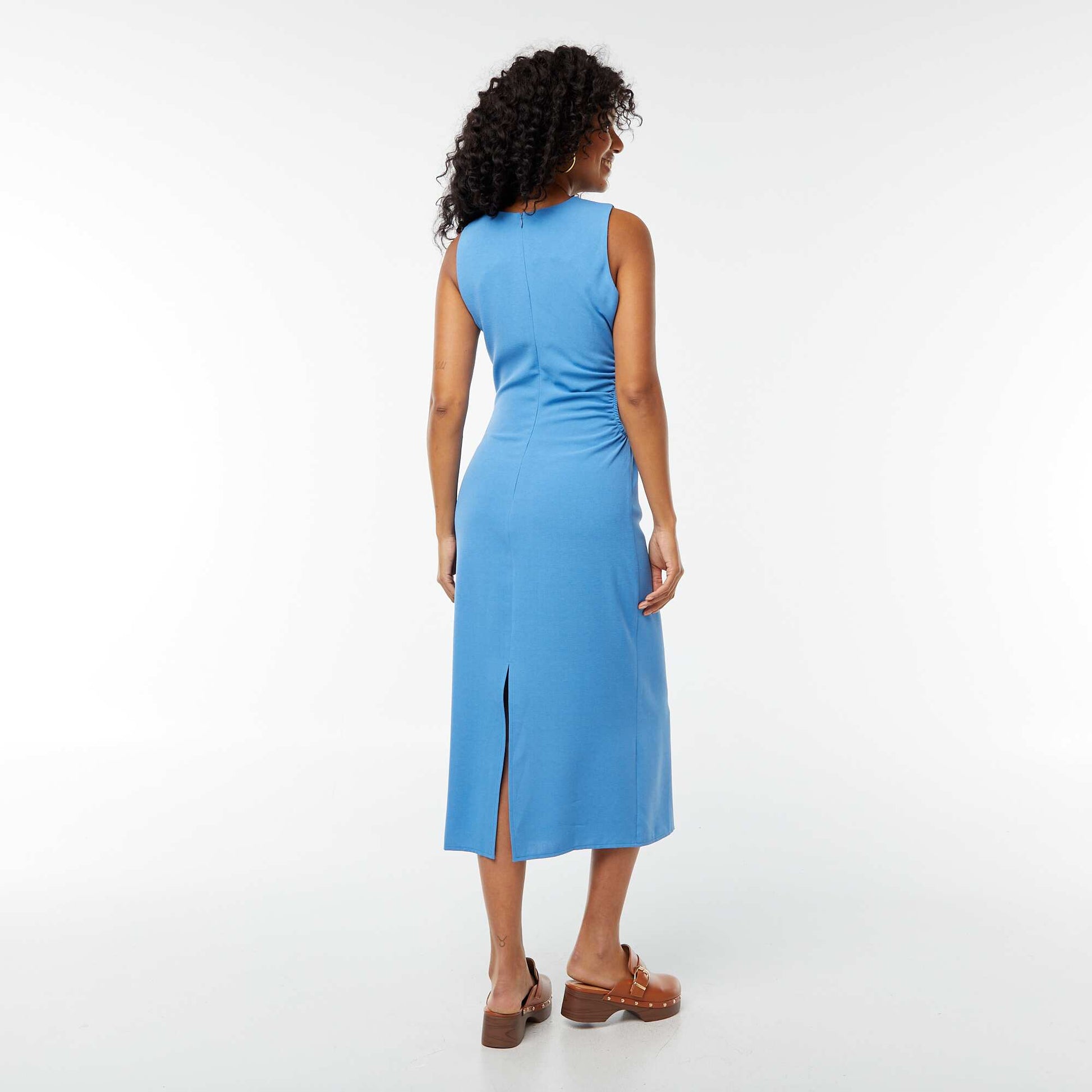 Robe midi sans manches ajourée sur le côté BLEU