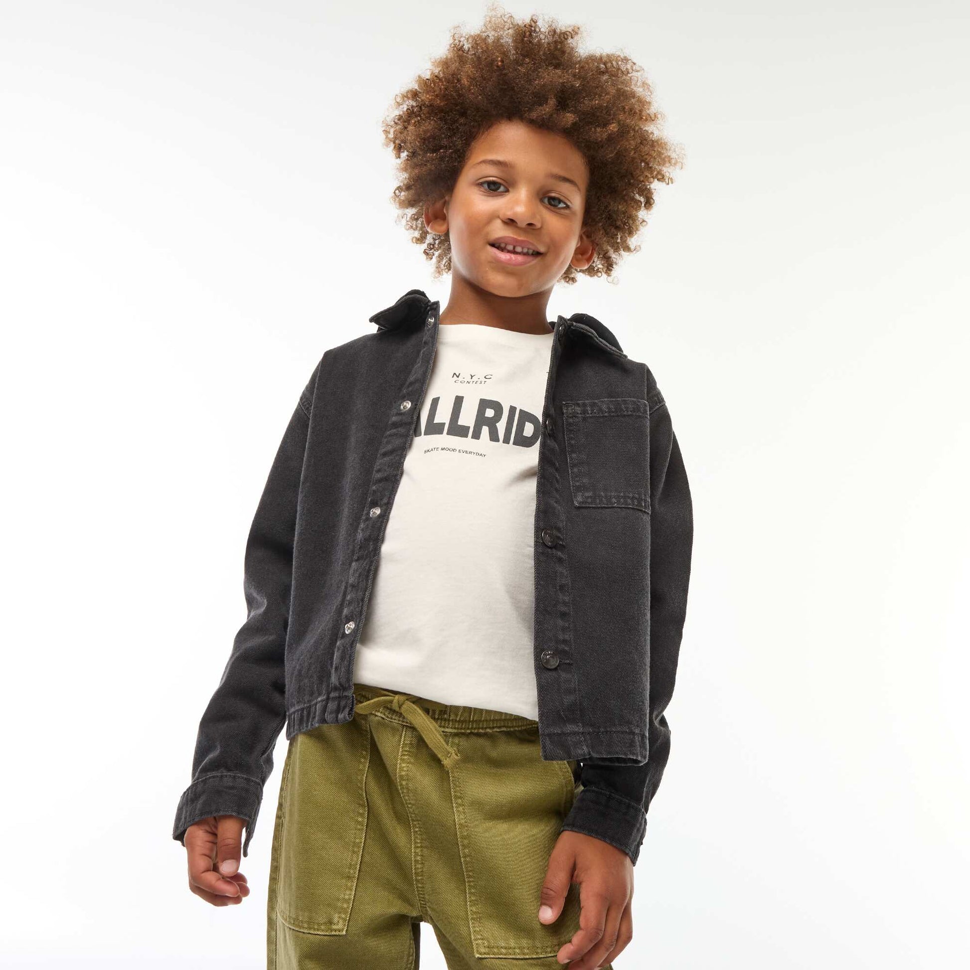Veste en jean avec capuche GRIS