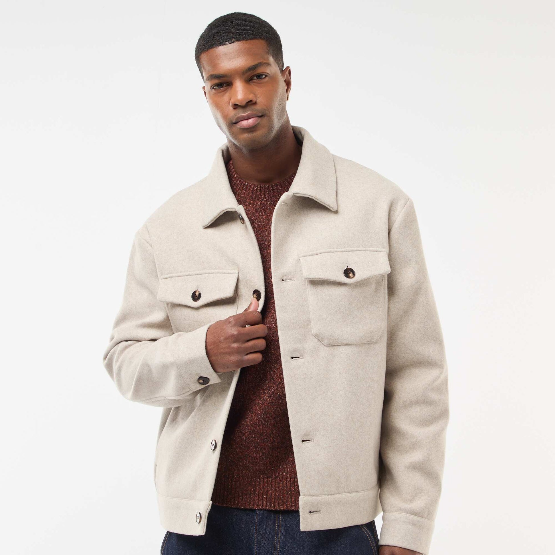 Surchemise avec 2 poches à rabat boutonnées à la poitrine BEIGE