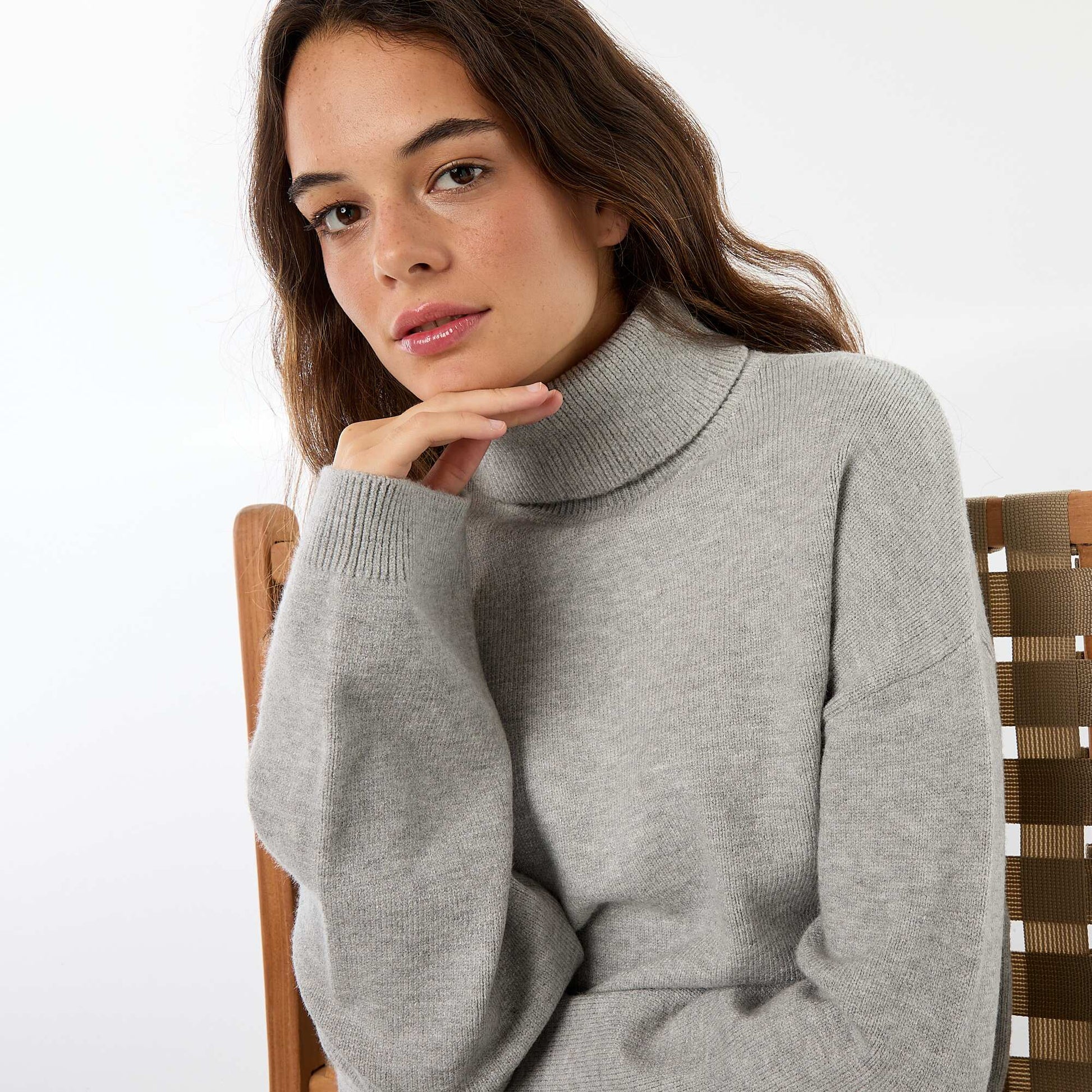 Pull col roulé uni GRIS