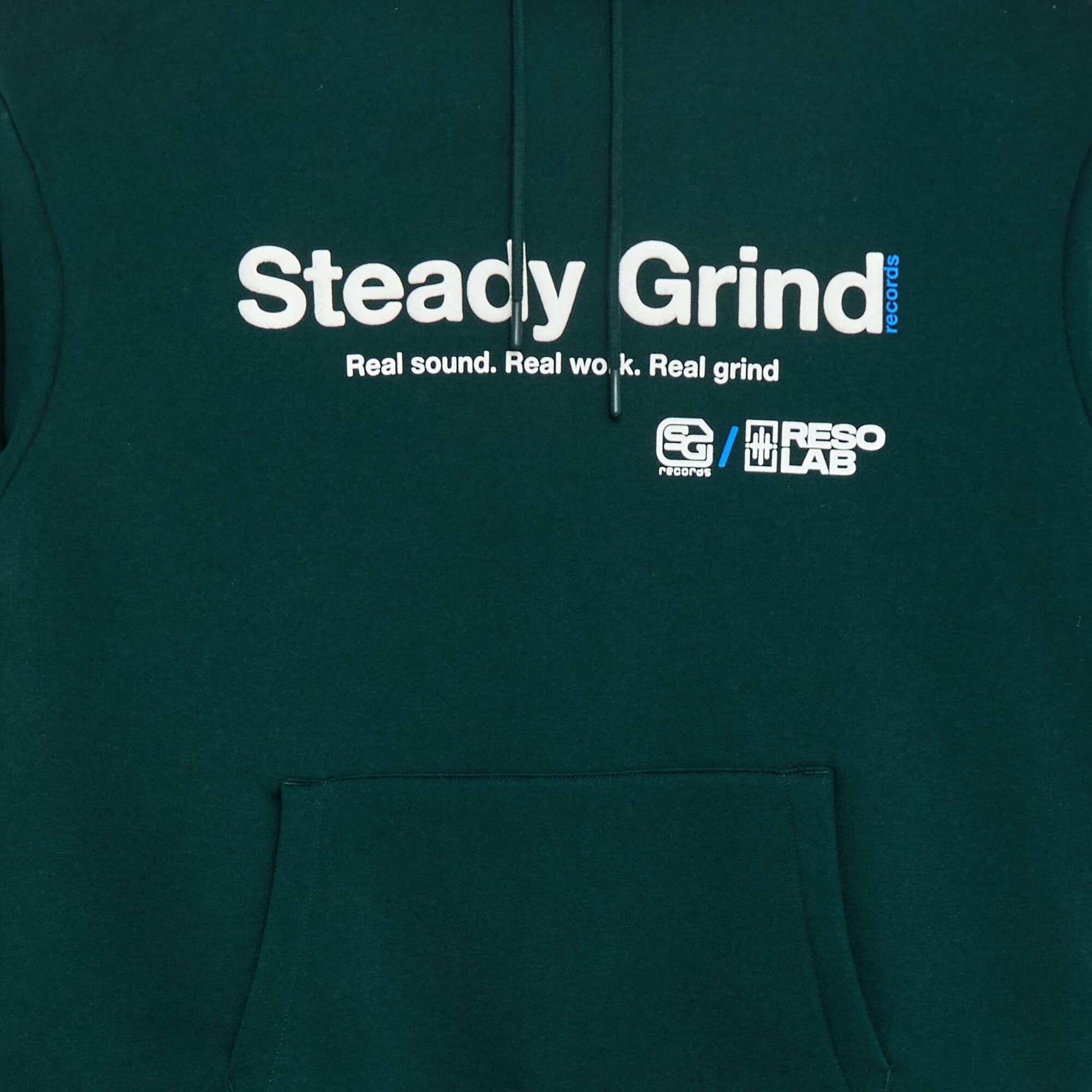 Sweat à capuche inscription devant et dos VERT