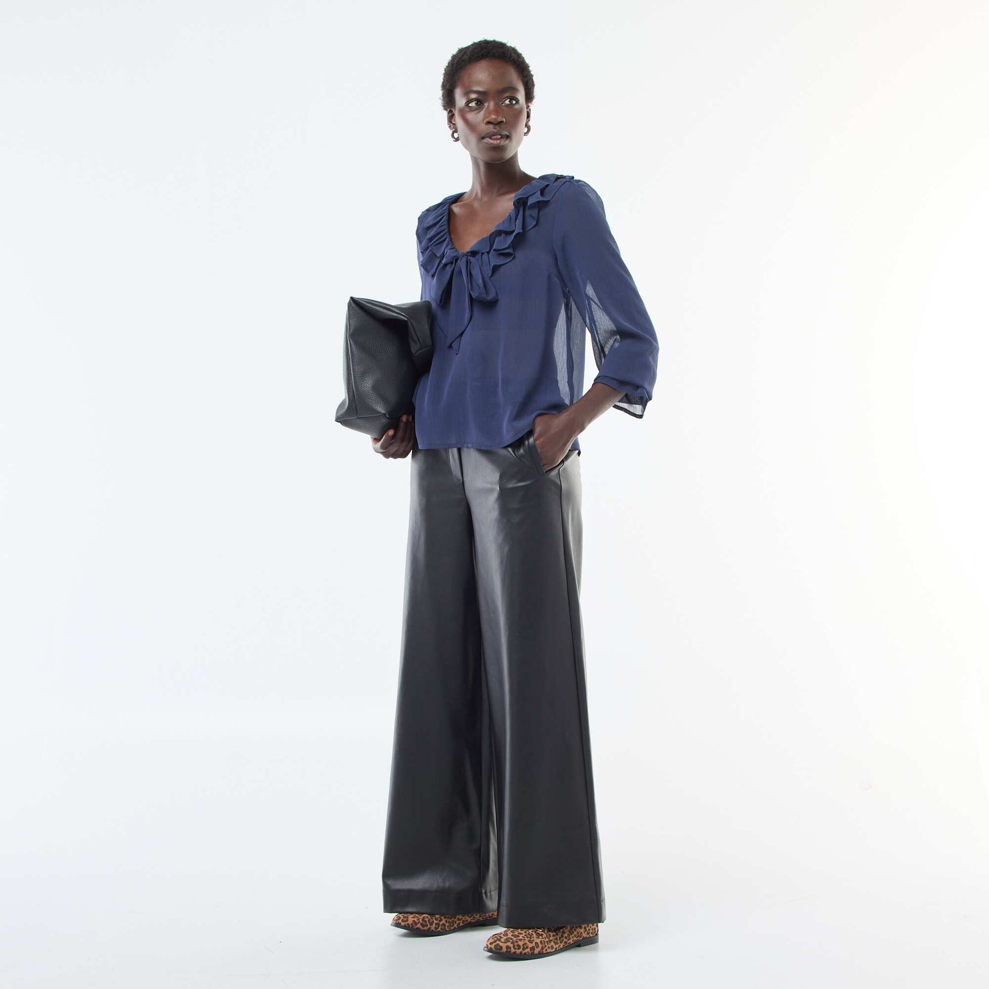 Blouse cavalière en voile transparent NOIR