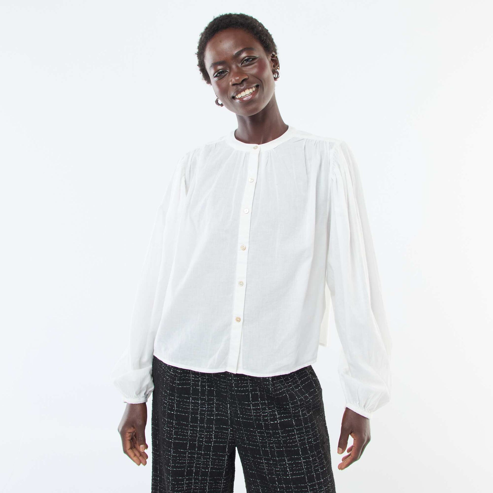 chemisier uni avec manches longues bouffantes BLANC