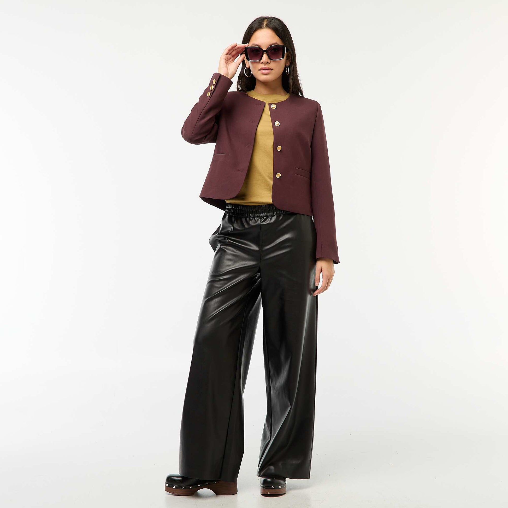 Veste courte à boutons dorés VIOLET