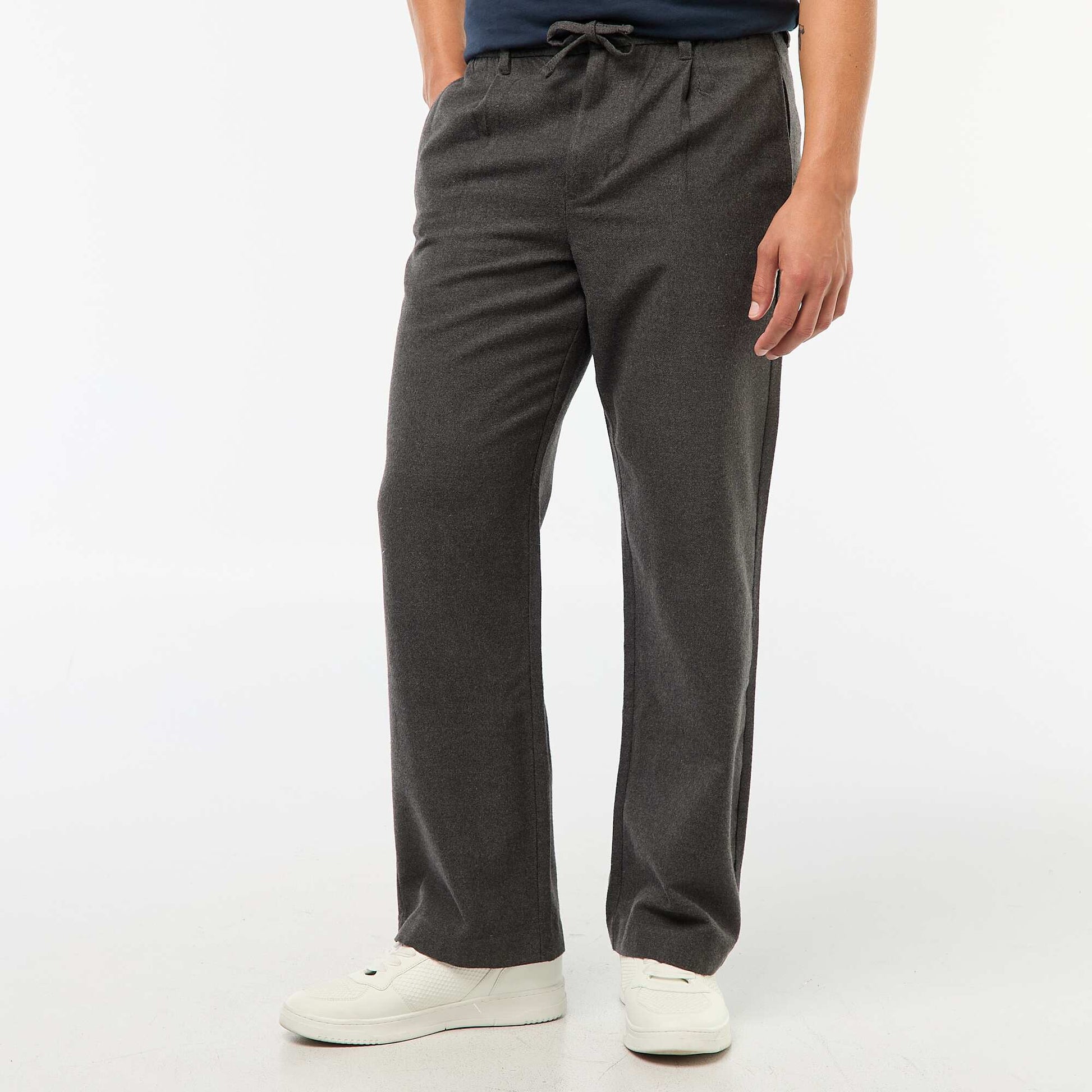 Chino large uni GRIS