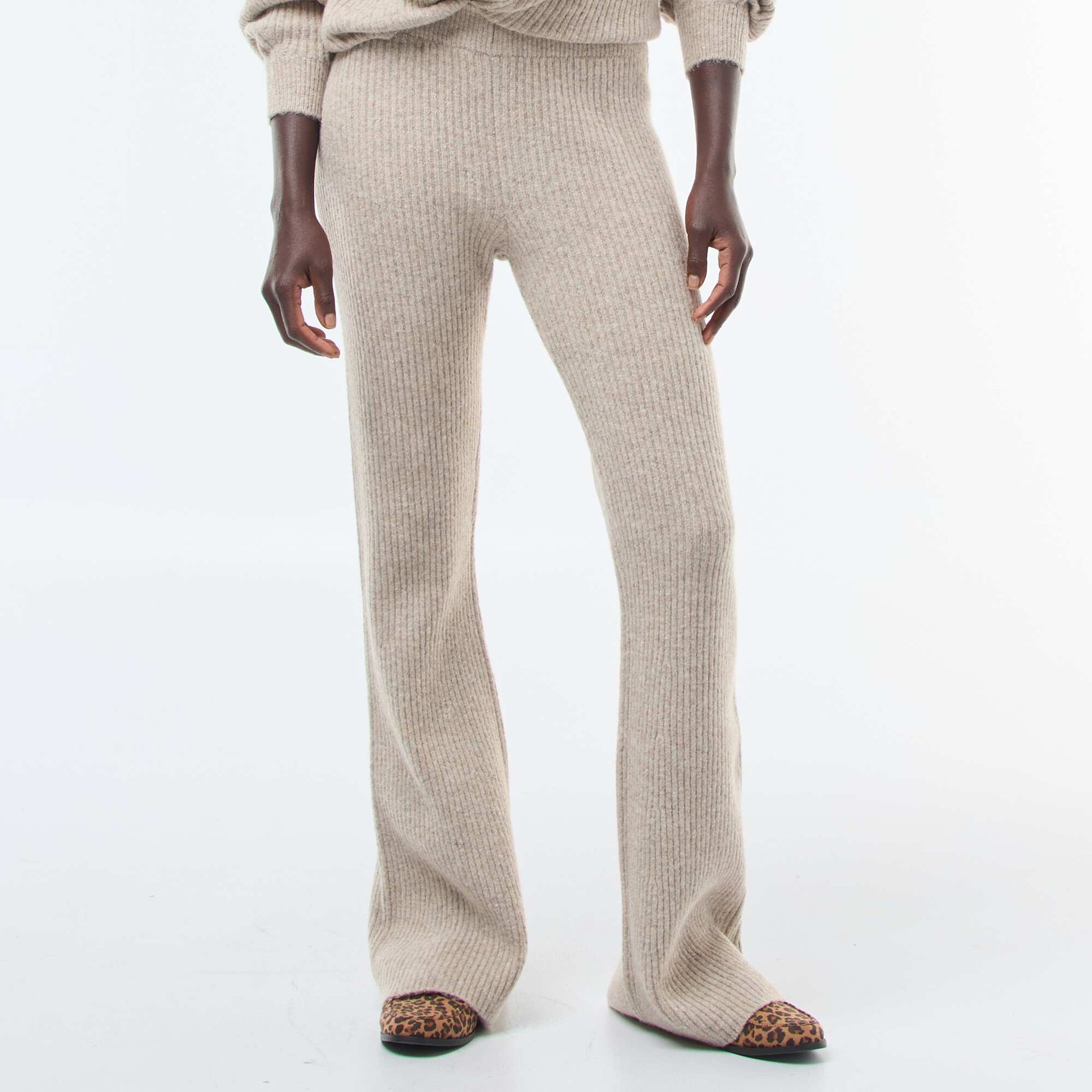 Legging côtelée en matière douce BEIGE