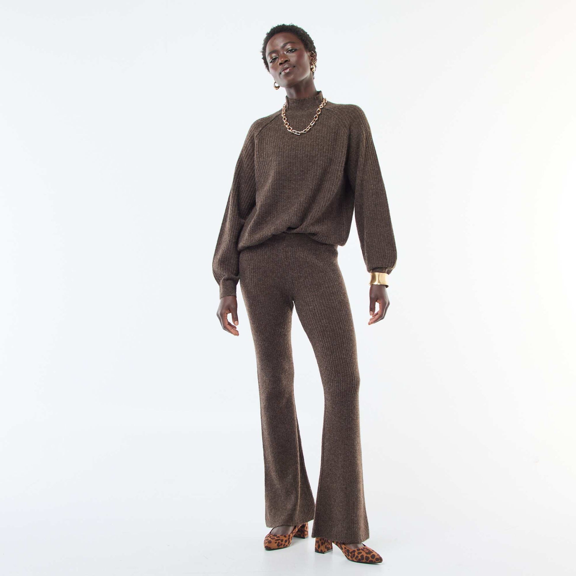 Legging côtelée en matière douce MARRON