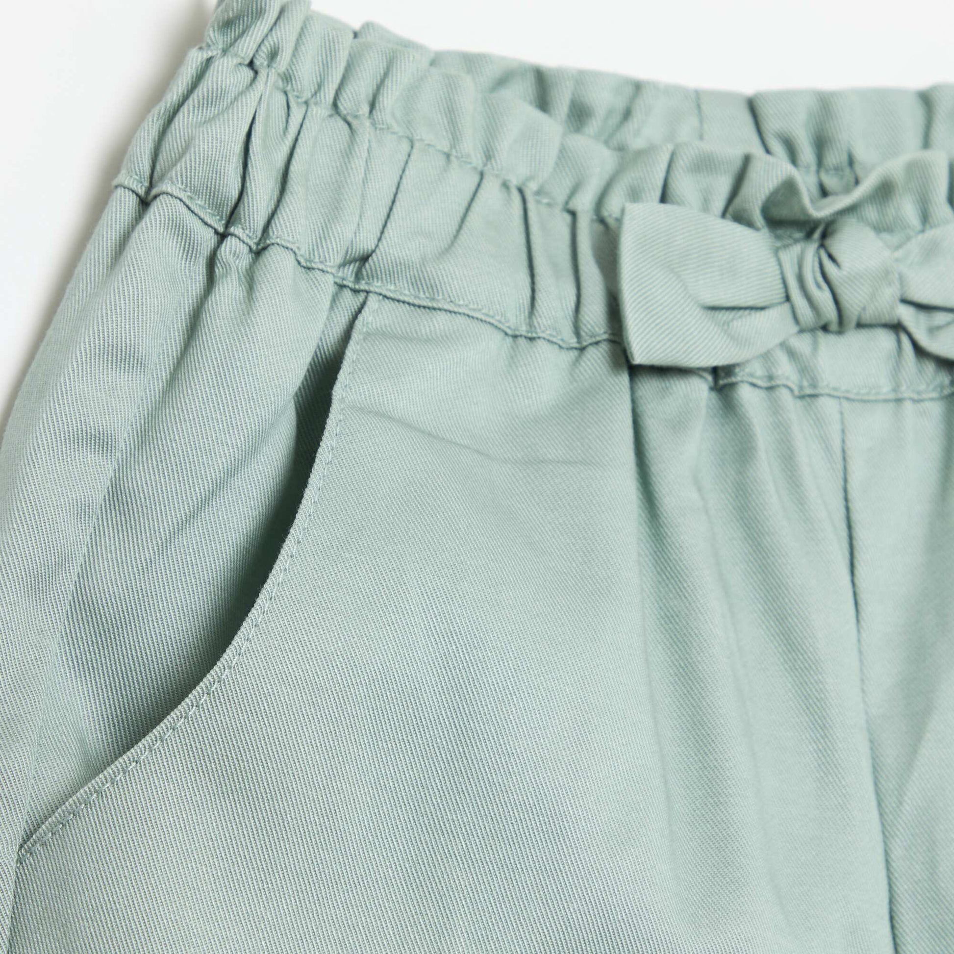 Pantalon en tencel avec nœud uni VERT