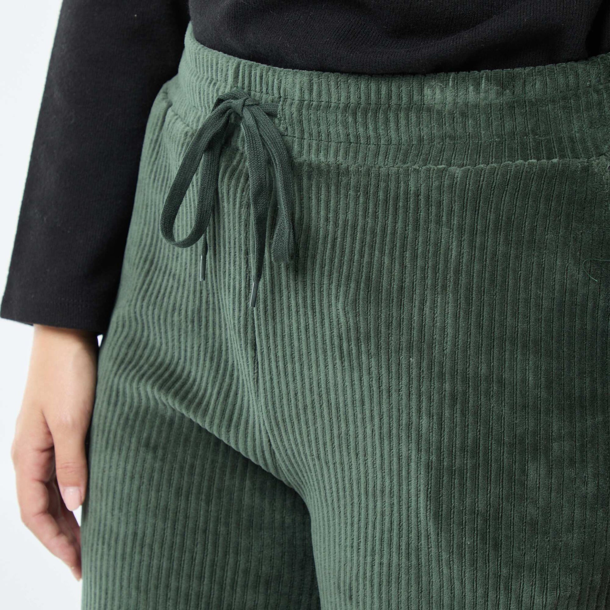 Pantalon jogging en velours côtelé VERT