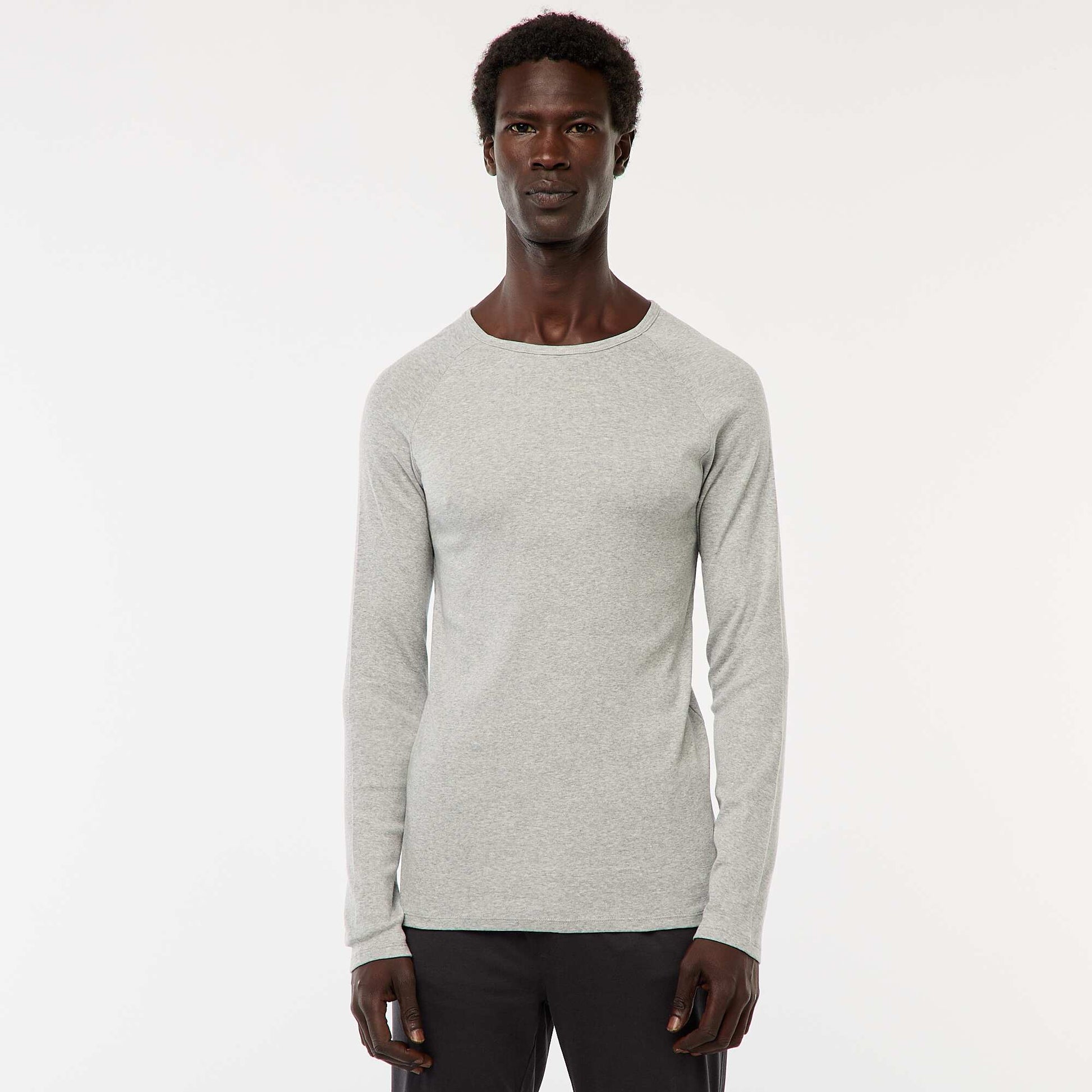Tee-shirts basiques unis à manches longues GRIS