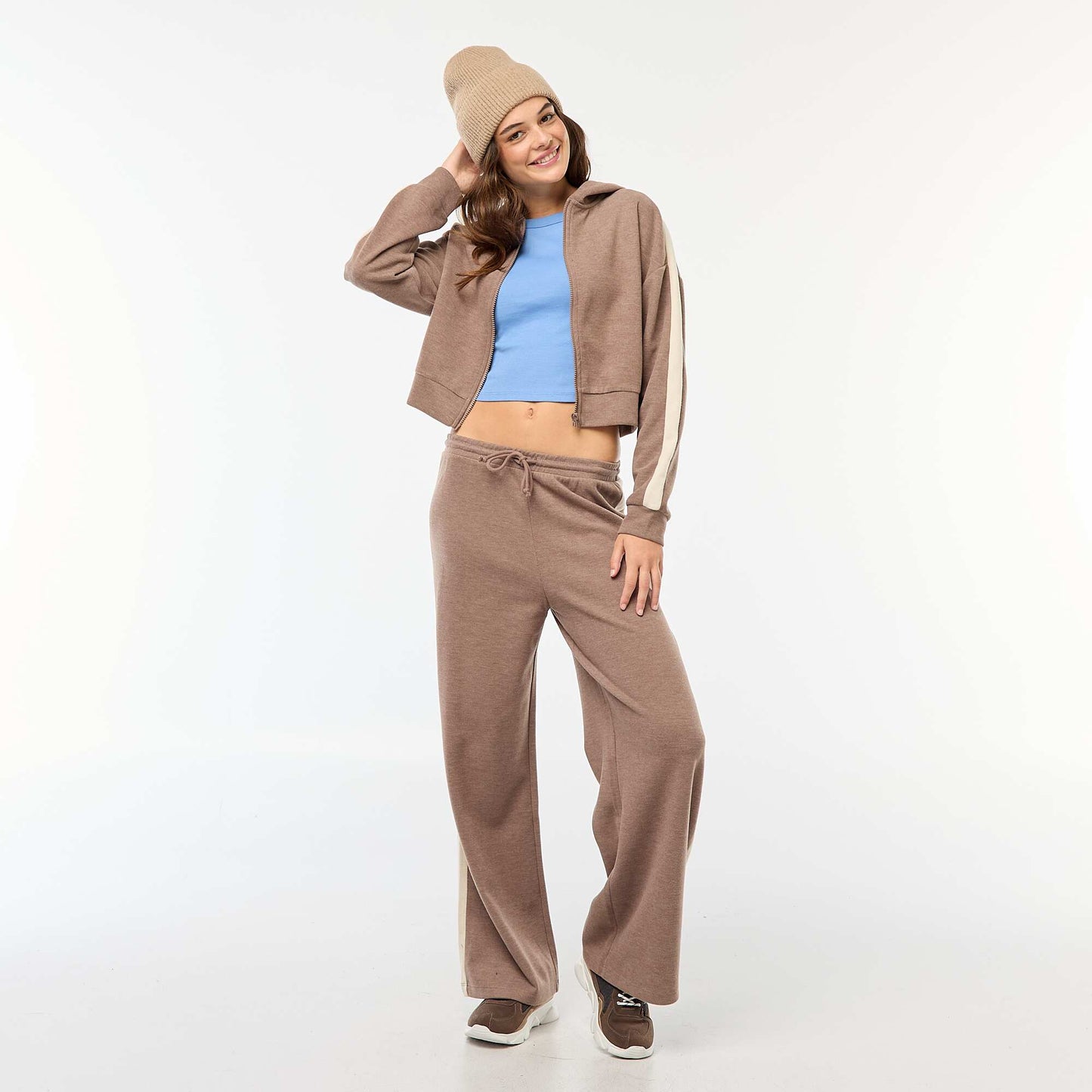 Pull zippé à capuche MARRON