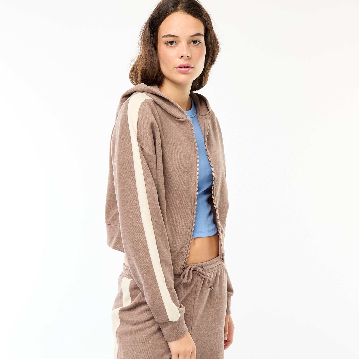 Pull zippé à capuche MARRON