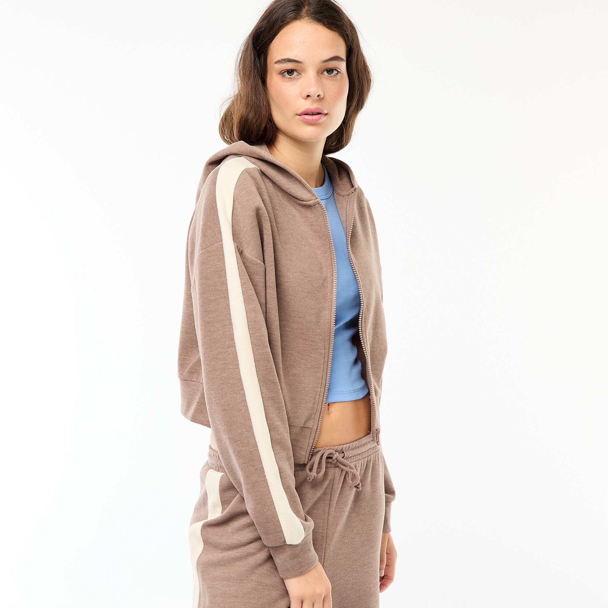 Pull zippé à capuche MARRON