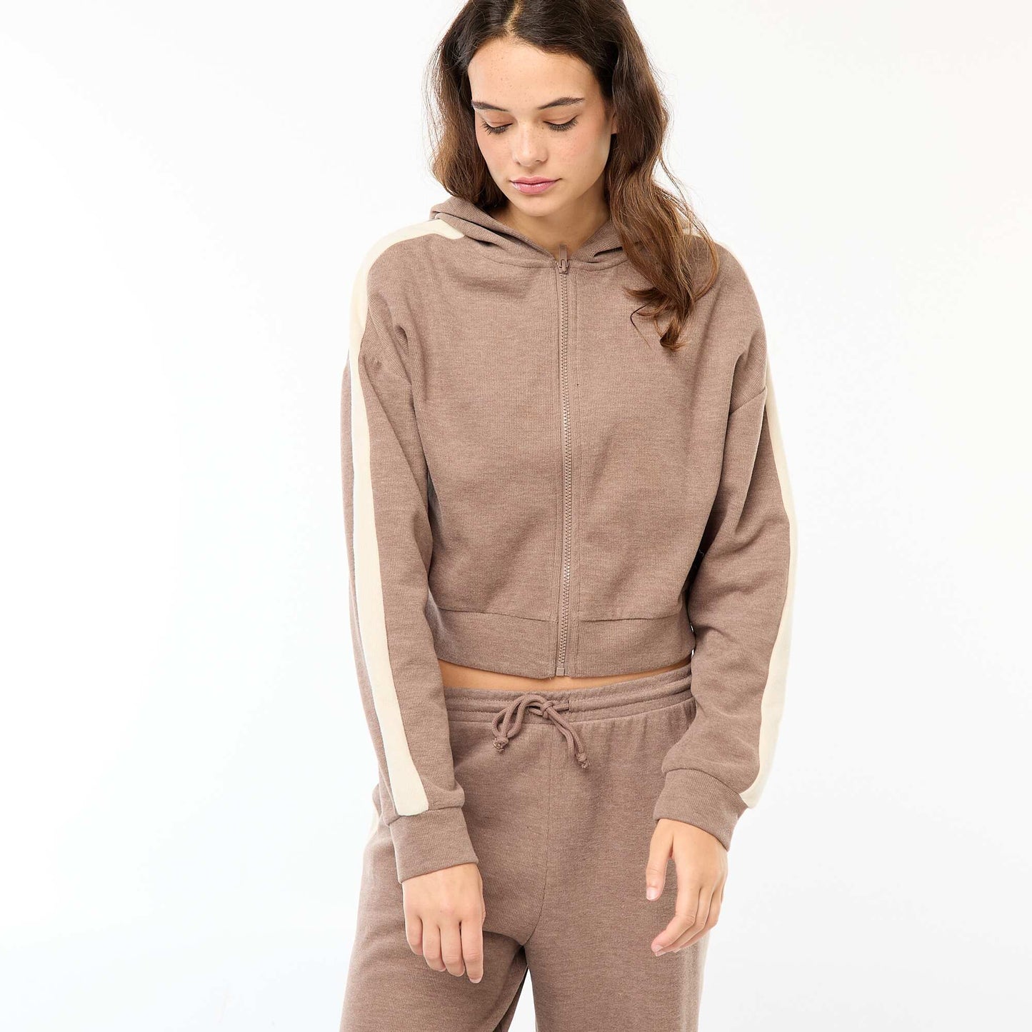 Pull zippé à capuche MARRON