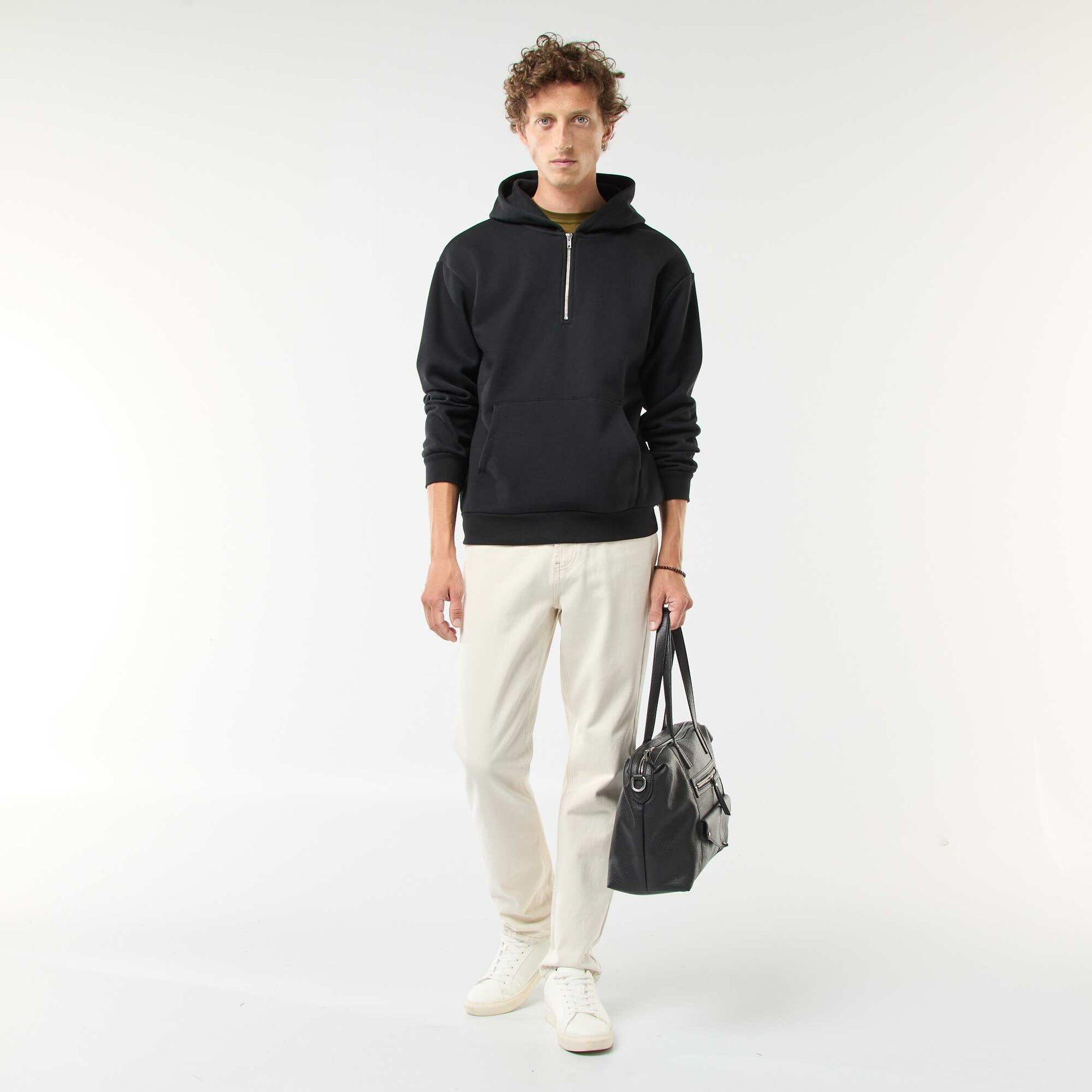 Sweat en molleton à capuche avec ouverture zippée au col NOIR