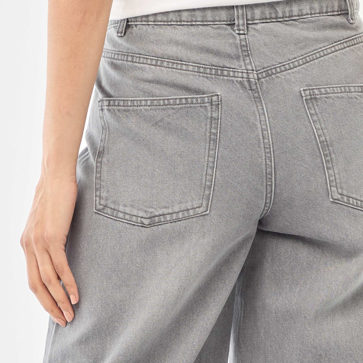 Jean coupe wide leg à 5 poches GRIS